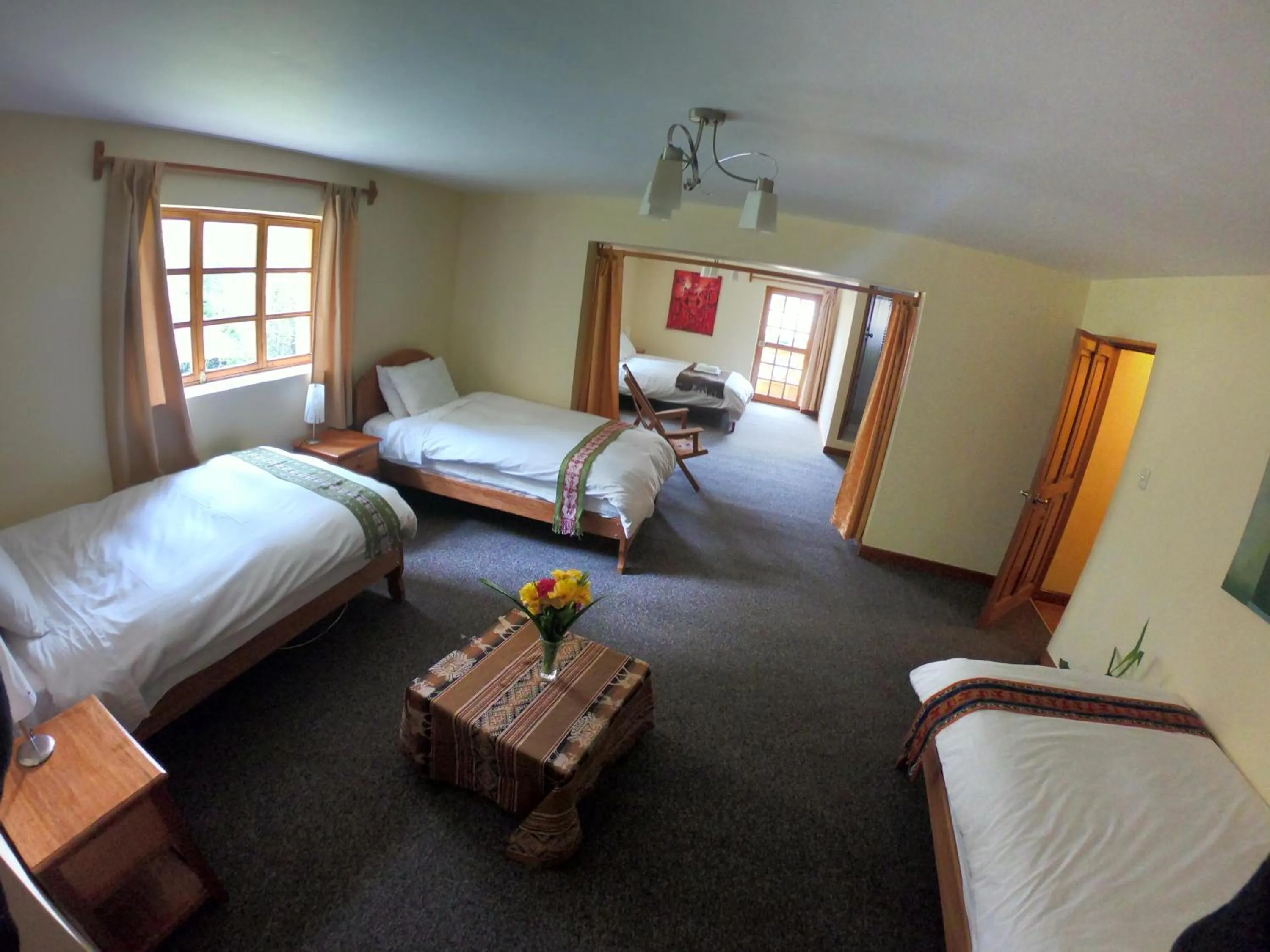 Family, Bed in Apu Lodge