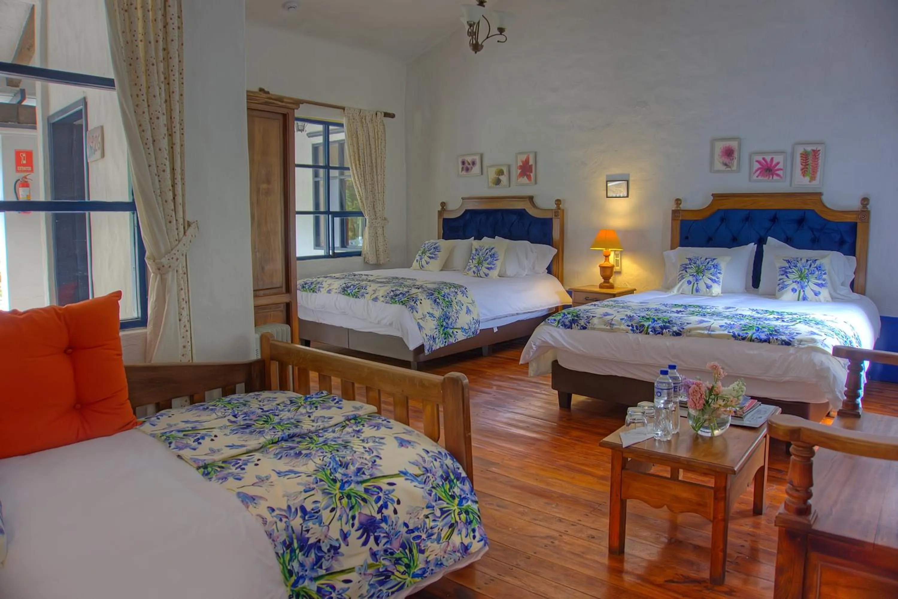 Bed in Hostería Hacienda Pinsaqui