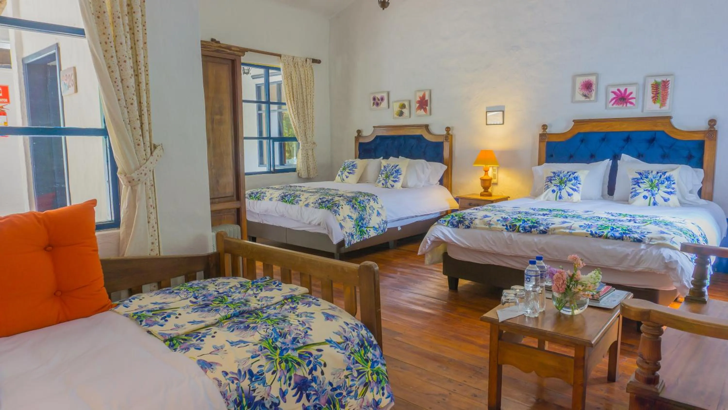 Bed in Hostería Hacienda Pinsaqui