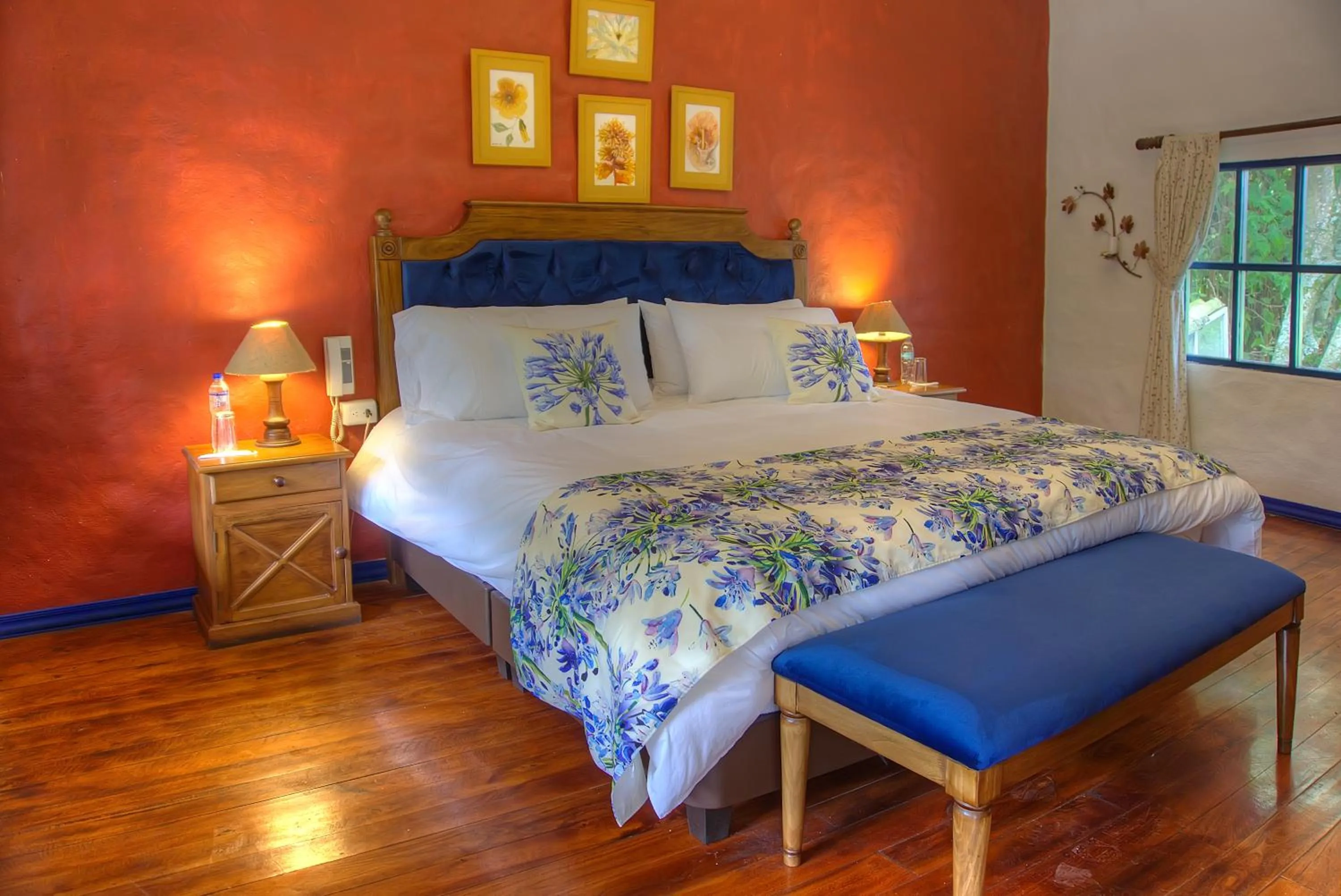 Bed in Hostería Hacienda Pinsaqui