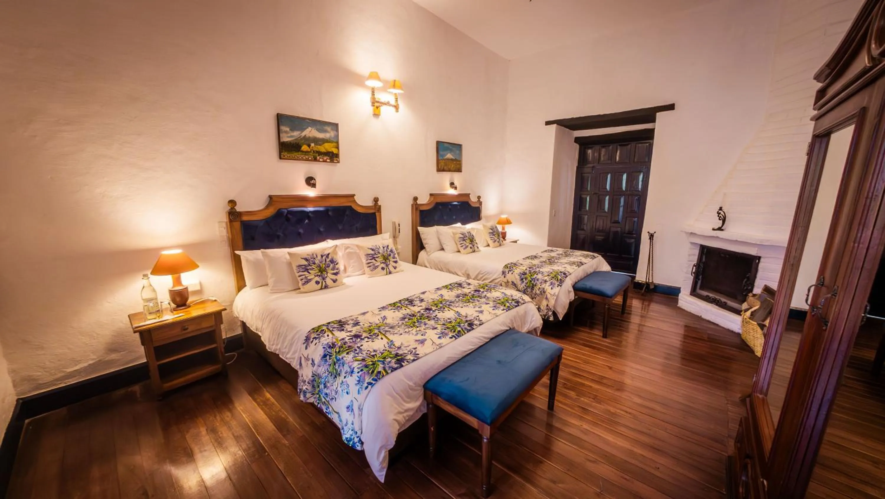 Bed in Hostería Hacienda Pinsaqui