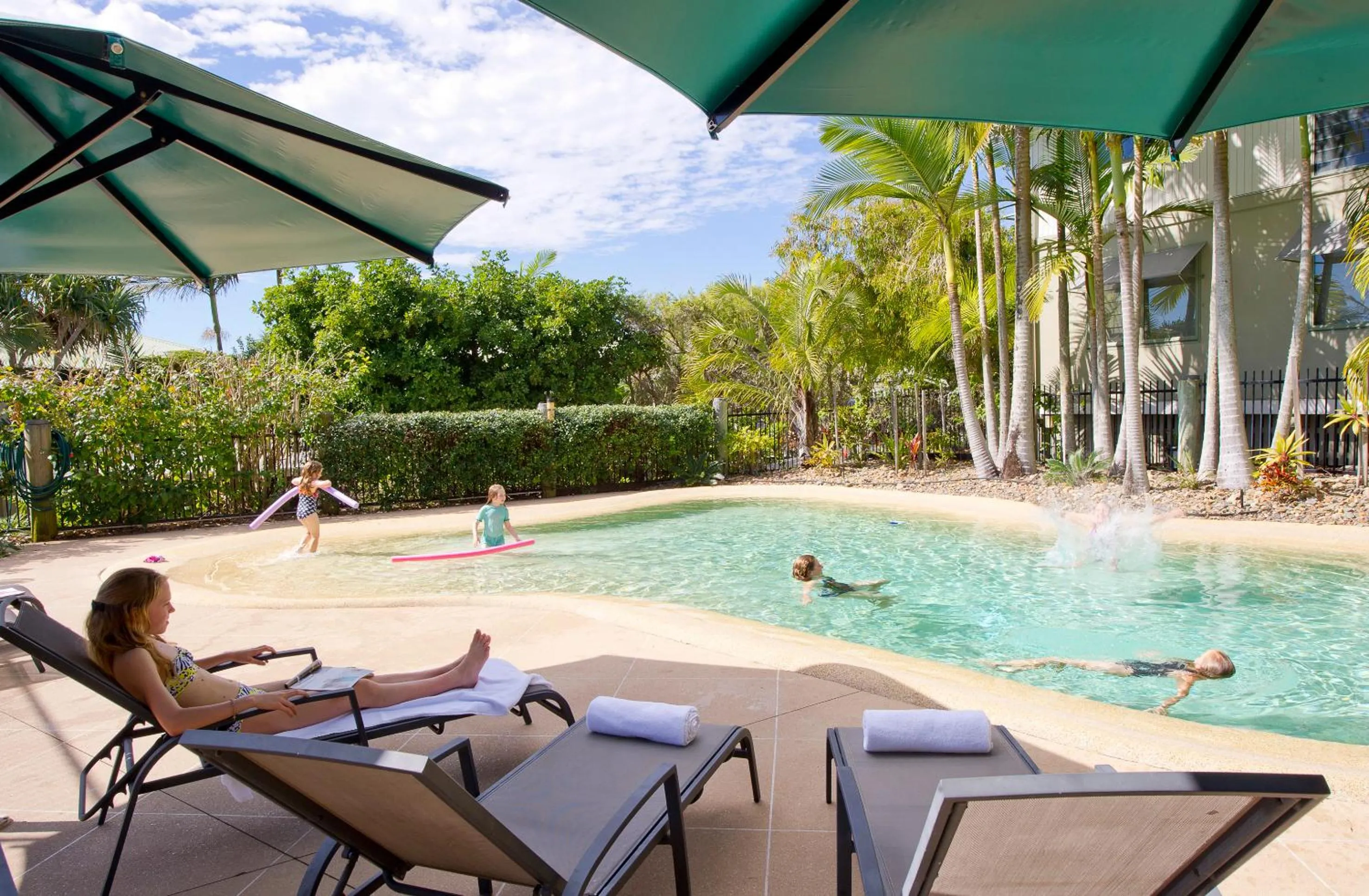 BBQ facilities in The Retreat Beach Houses