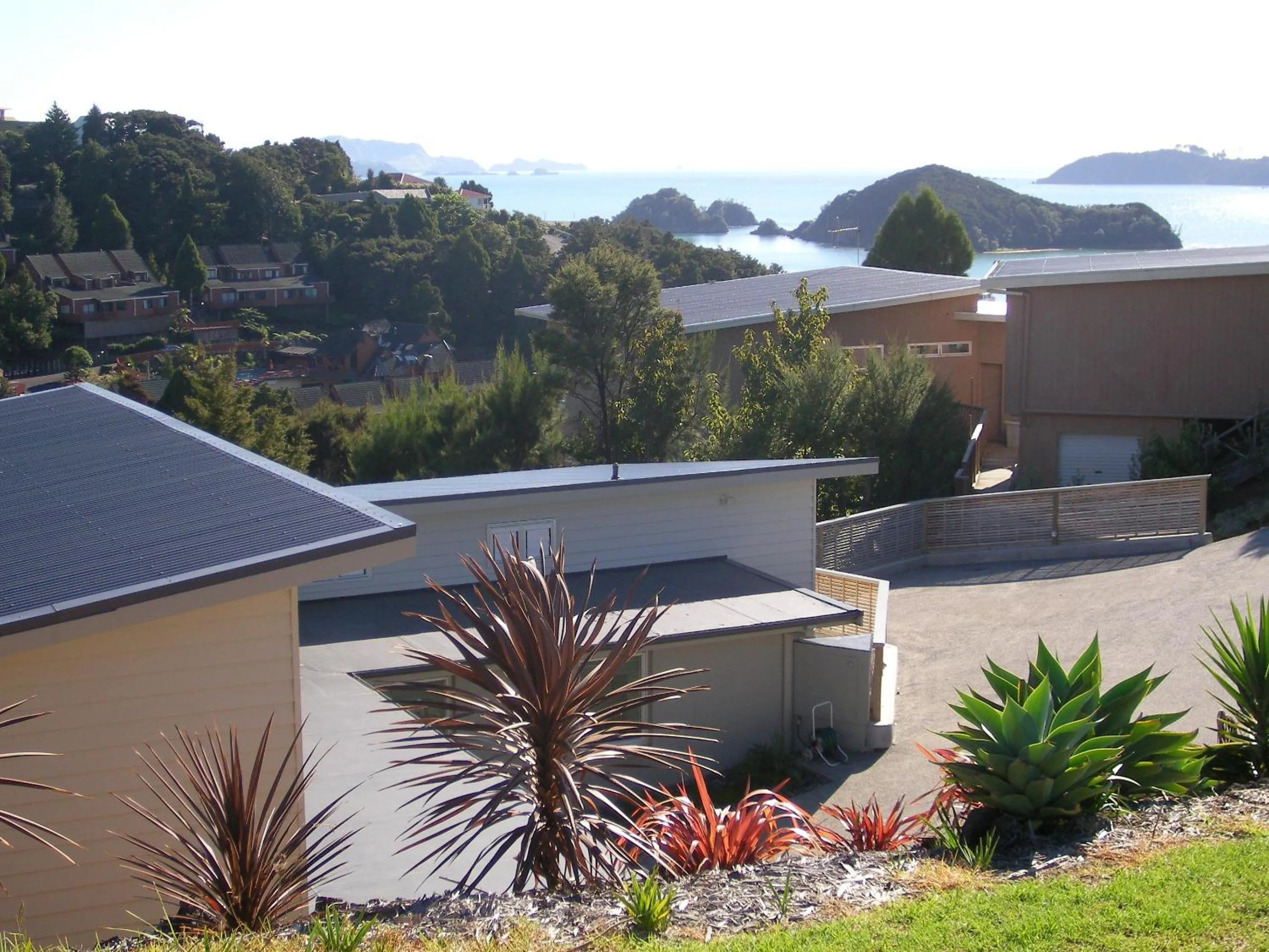Facade/entrance in Decks of Paihia