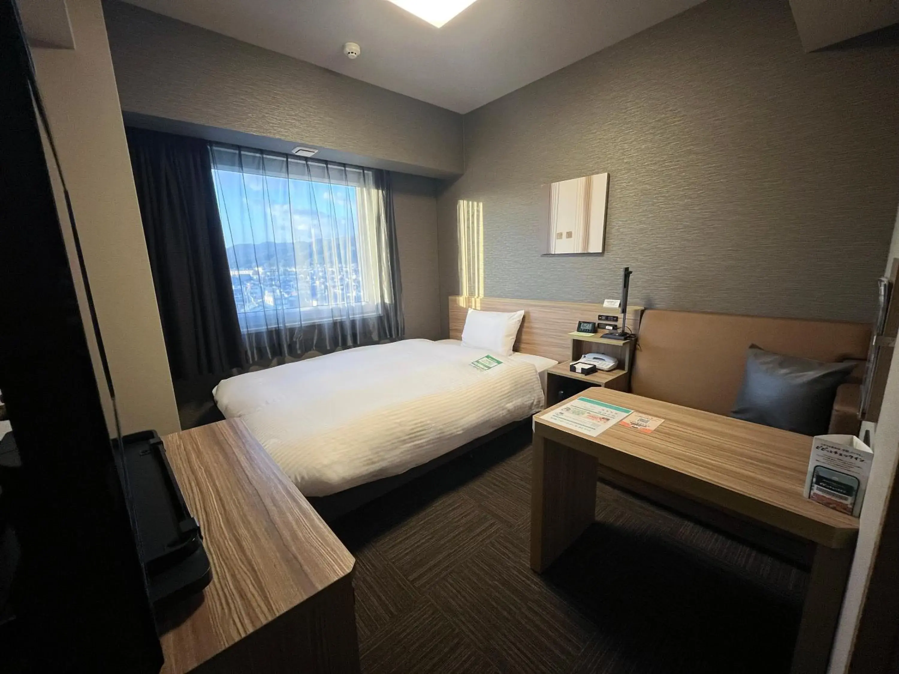 Single Room - single occupancy - Non-Smoking in Hotel Route Inn Kasai Hojonoshuku Single Room - single occupancy - Non-Smoking in Hotel Route Inn Kasai Hojonoshuku