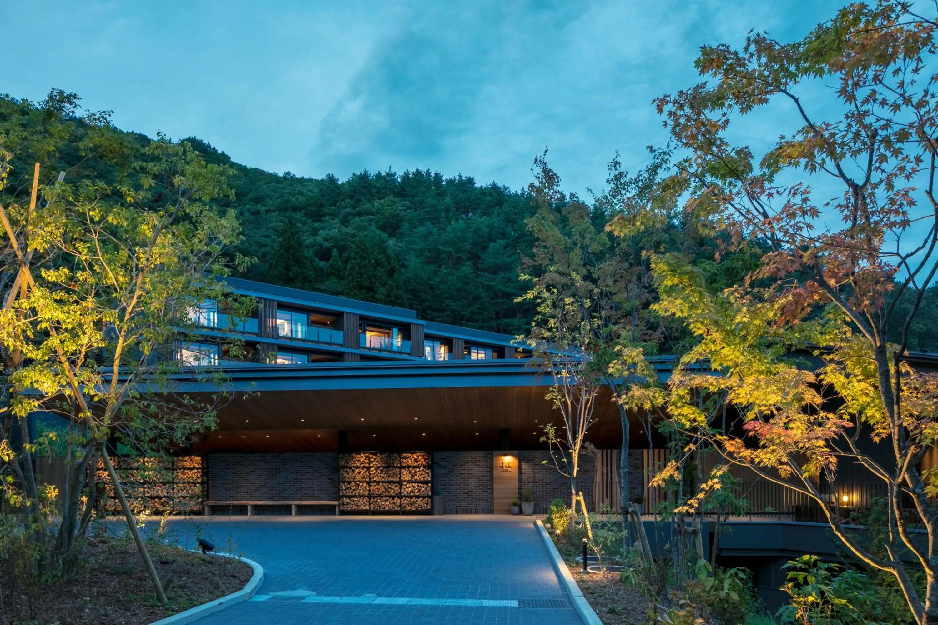 Property building in Fufu Kawaguchiko