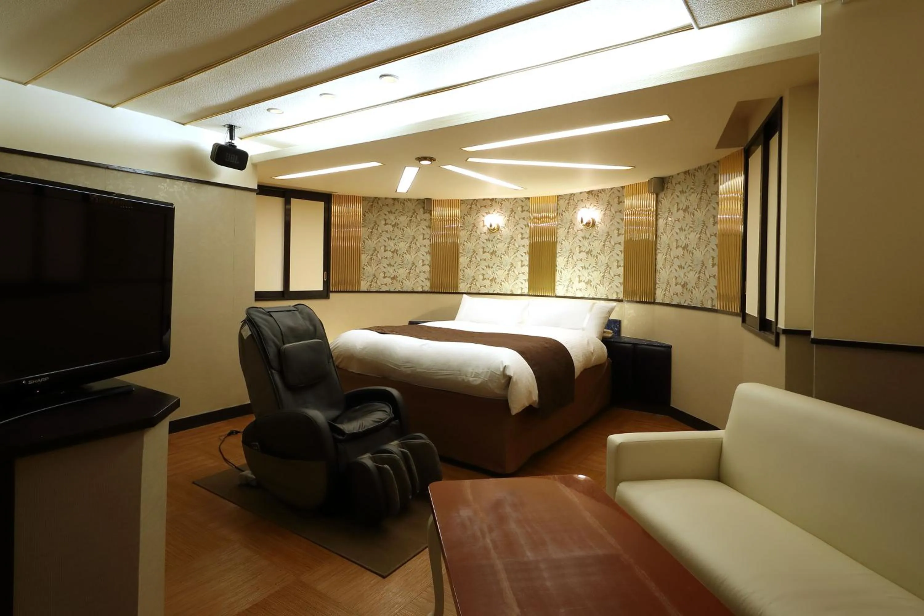 Photo of the whole room, Bed in Hotel Fine Garden Okayama I