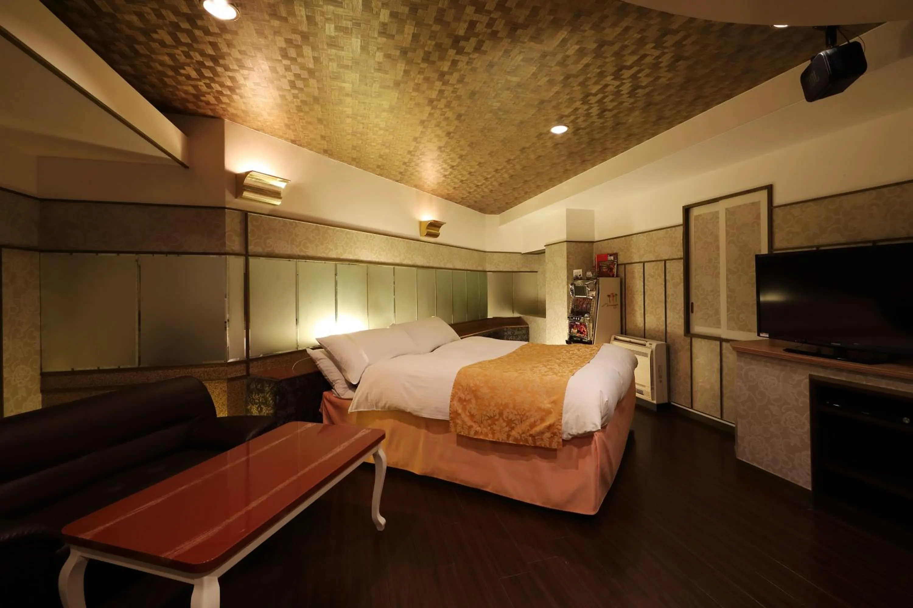 Photo of the whole room, Bed in Hotel Fine Garden Okayama I