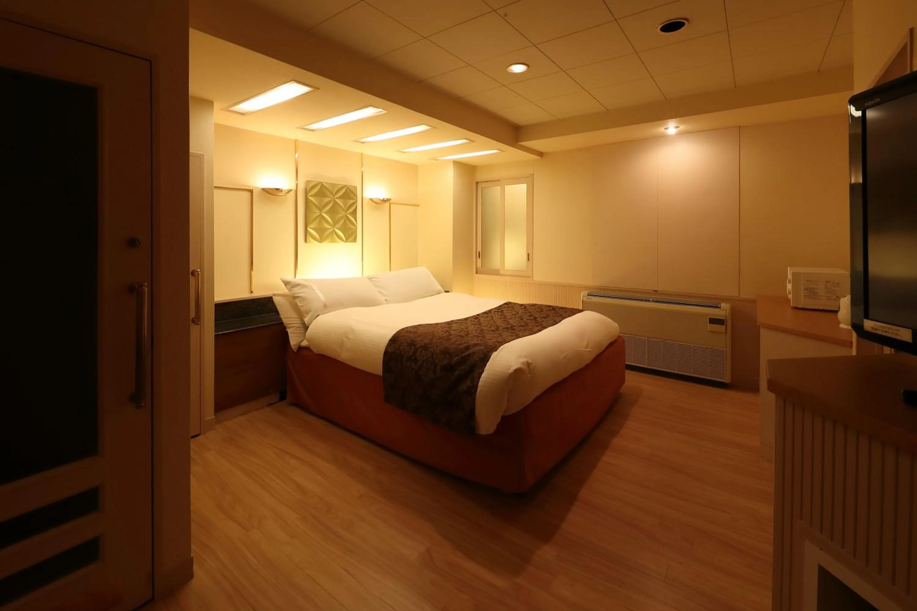 Photo of the whole room, Bed in Hotel Fine Garden Okayama I