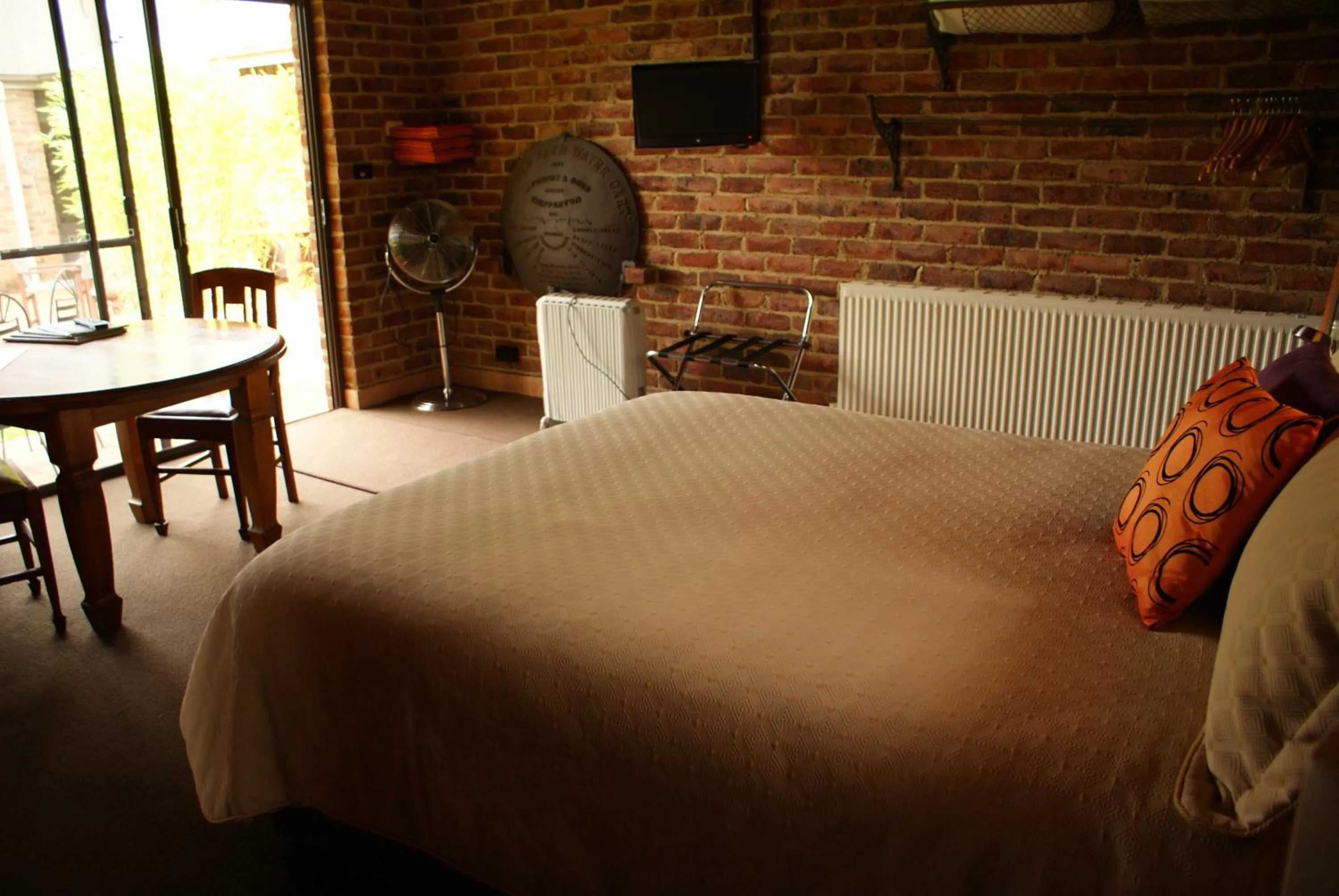 Bed in Yallambee B&B