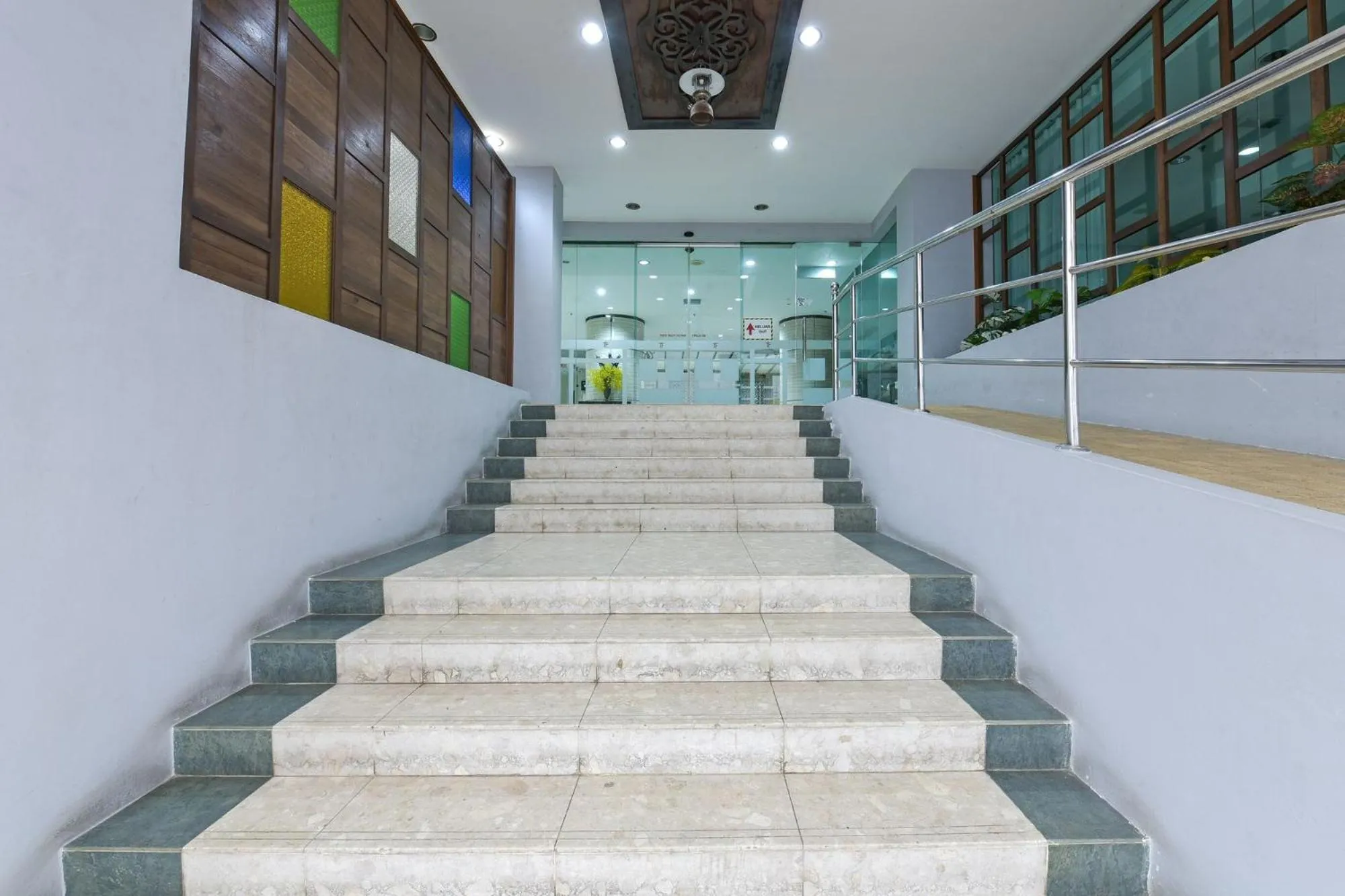 Area and facilities in Sunday Malacca Formerly Tun Fatimah