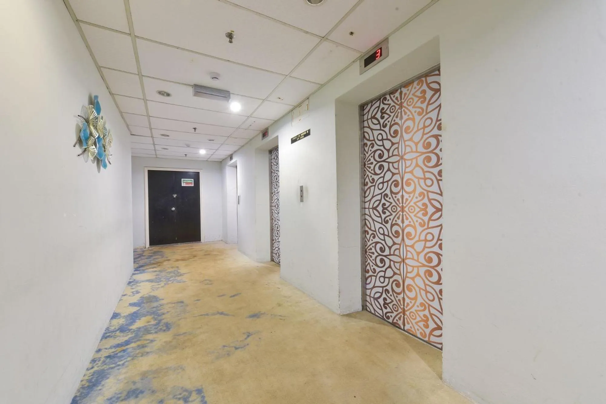 Area and facilities in Sunday Malacca Formerly Tun Fatimah