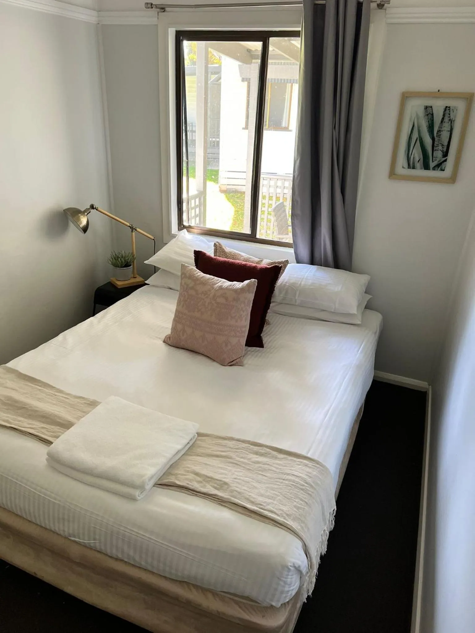 Bedroom, Bed in Lake Hume Resort