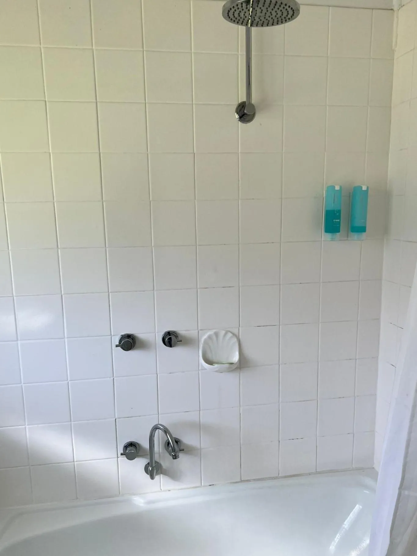 Bathroom in Lake Hume Resort