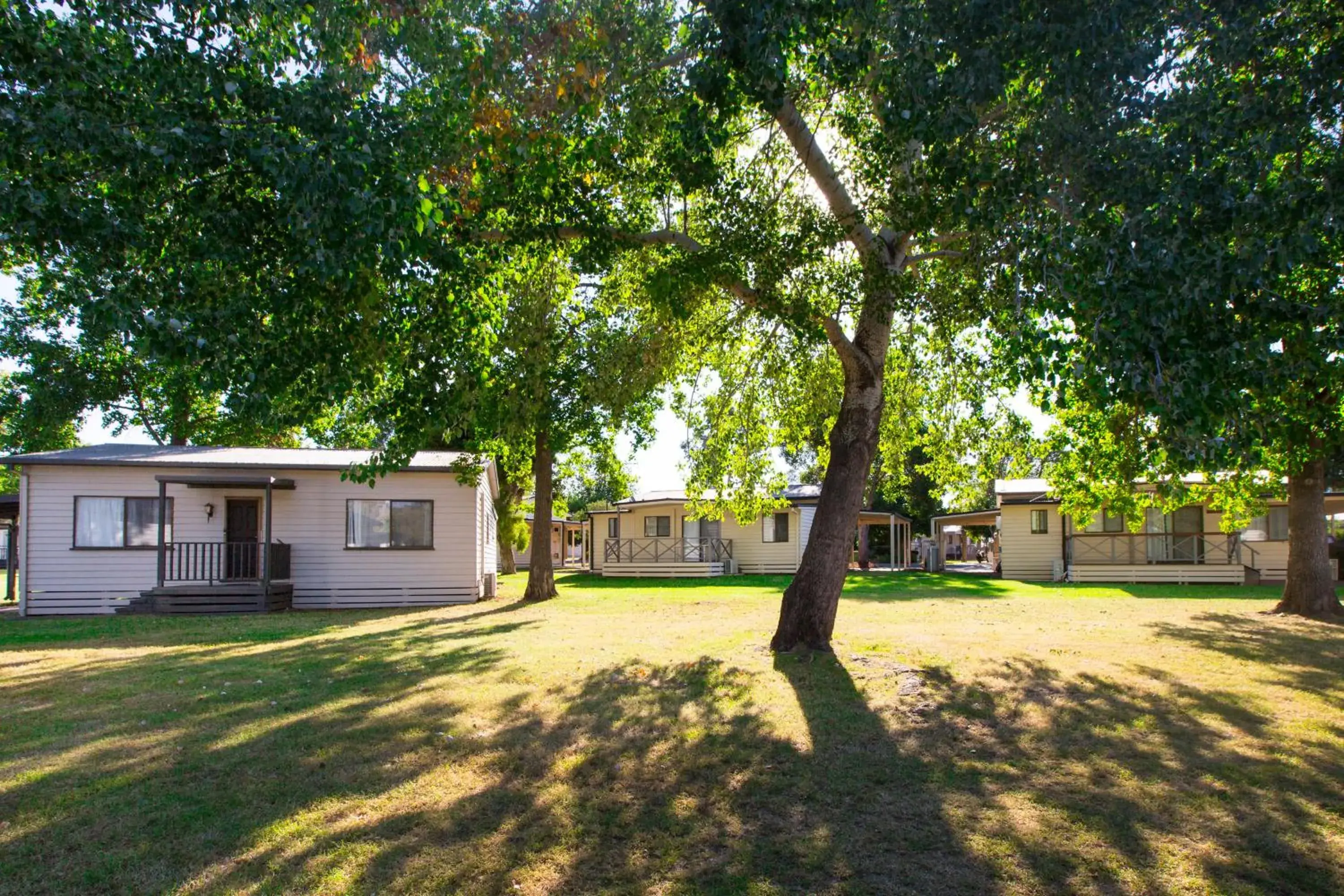 Two-Bedroom Cottage in Lake Hume Resort Two-Bedroom Cottage in Lake Hume Resort