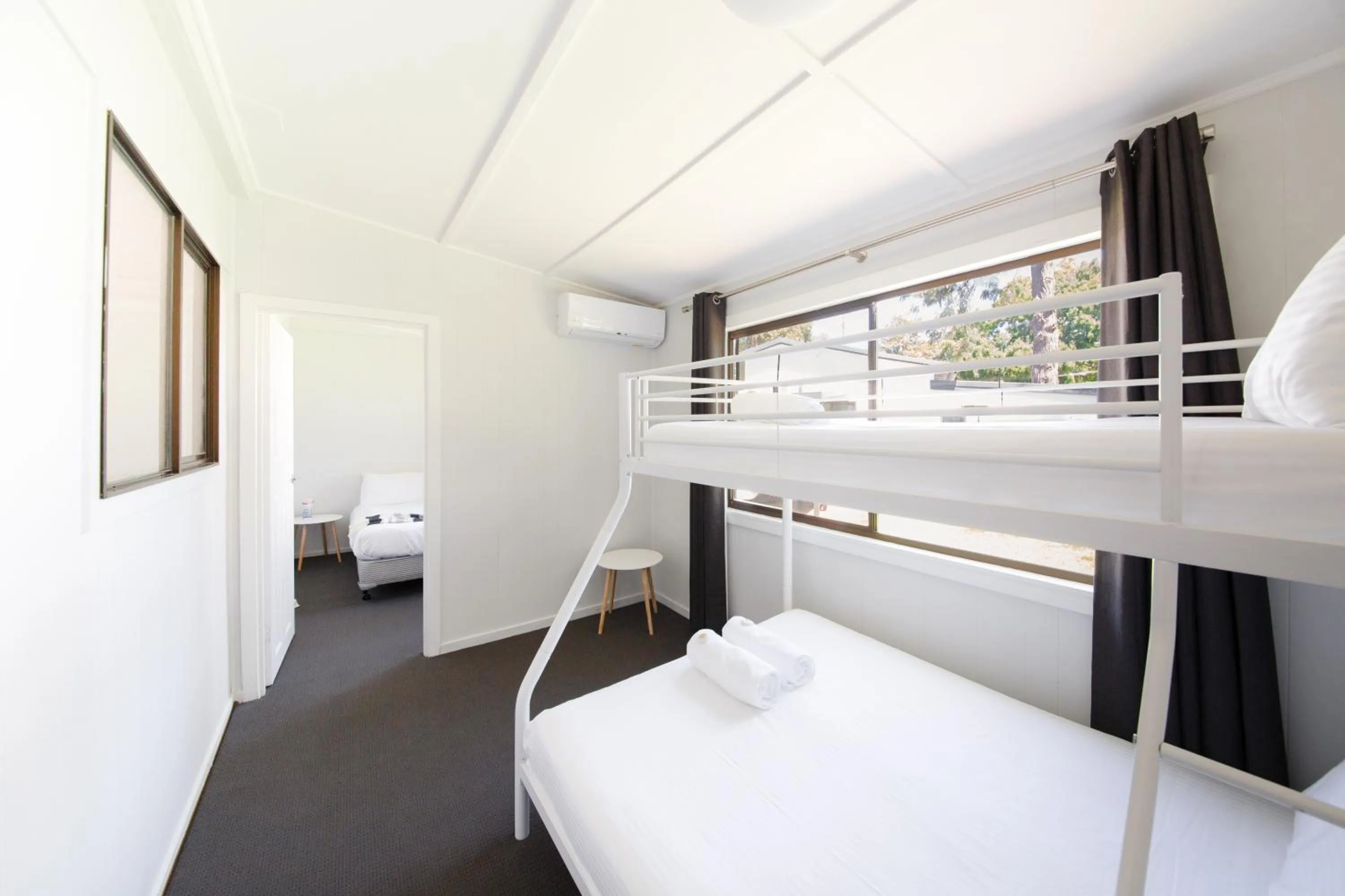 Bed in Lake Hume Resort