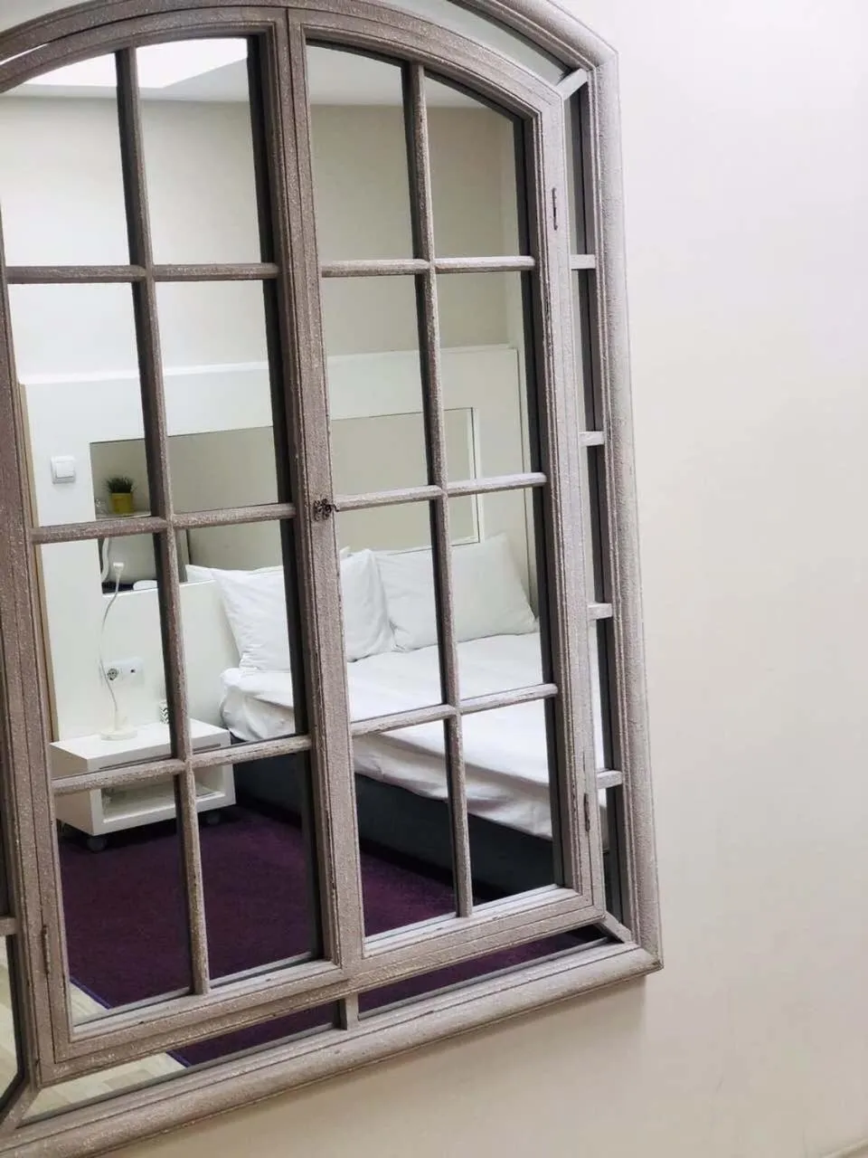 Photo of the whole room, Bed in Executive Rooms and Suites Play