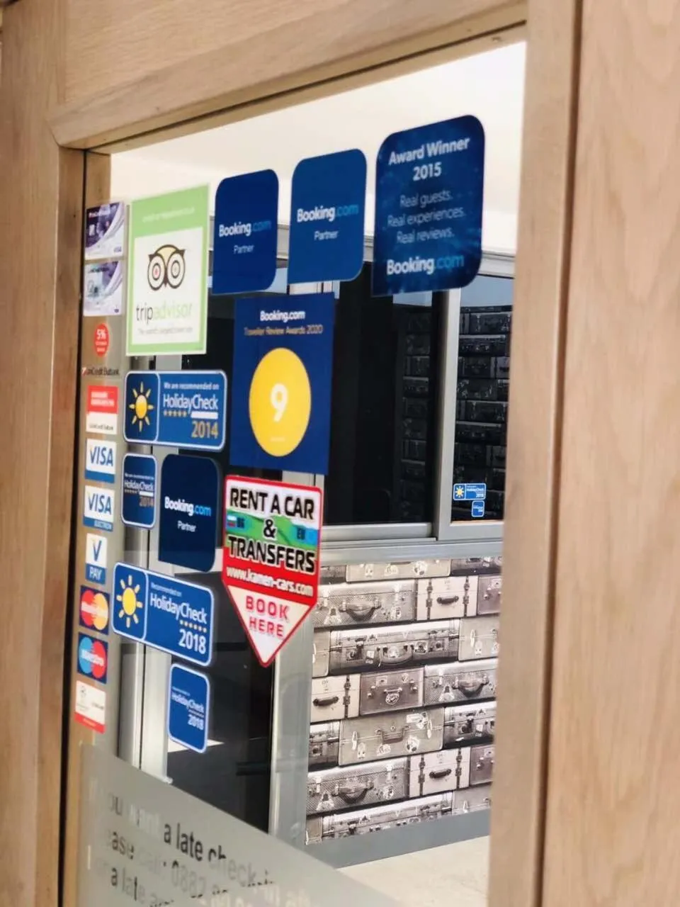 Lobby or reception in Executive Rooms and Suites Play