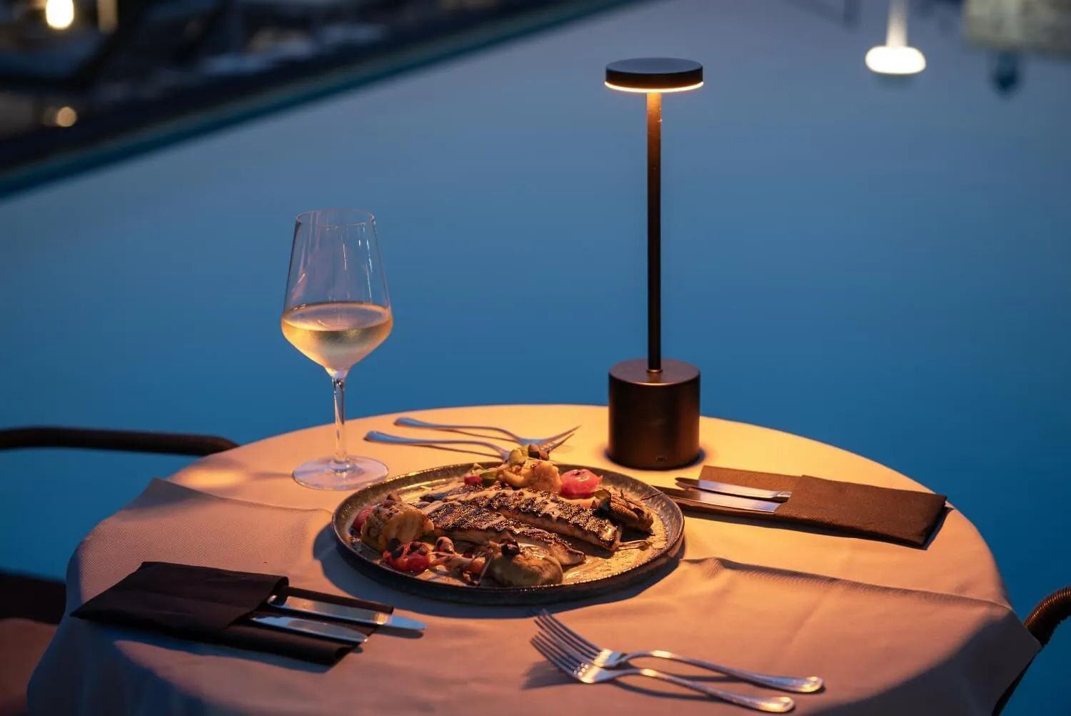 Food and drinks in Karavia Lux Inn