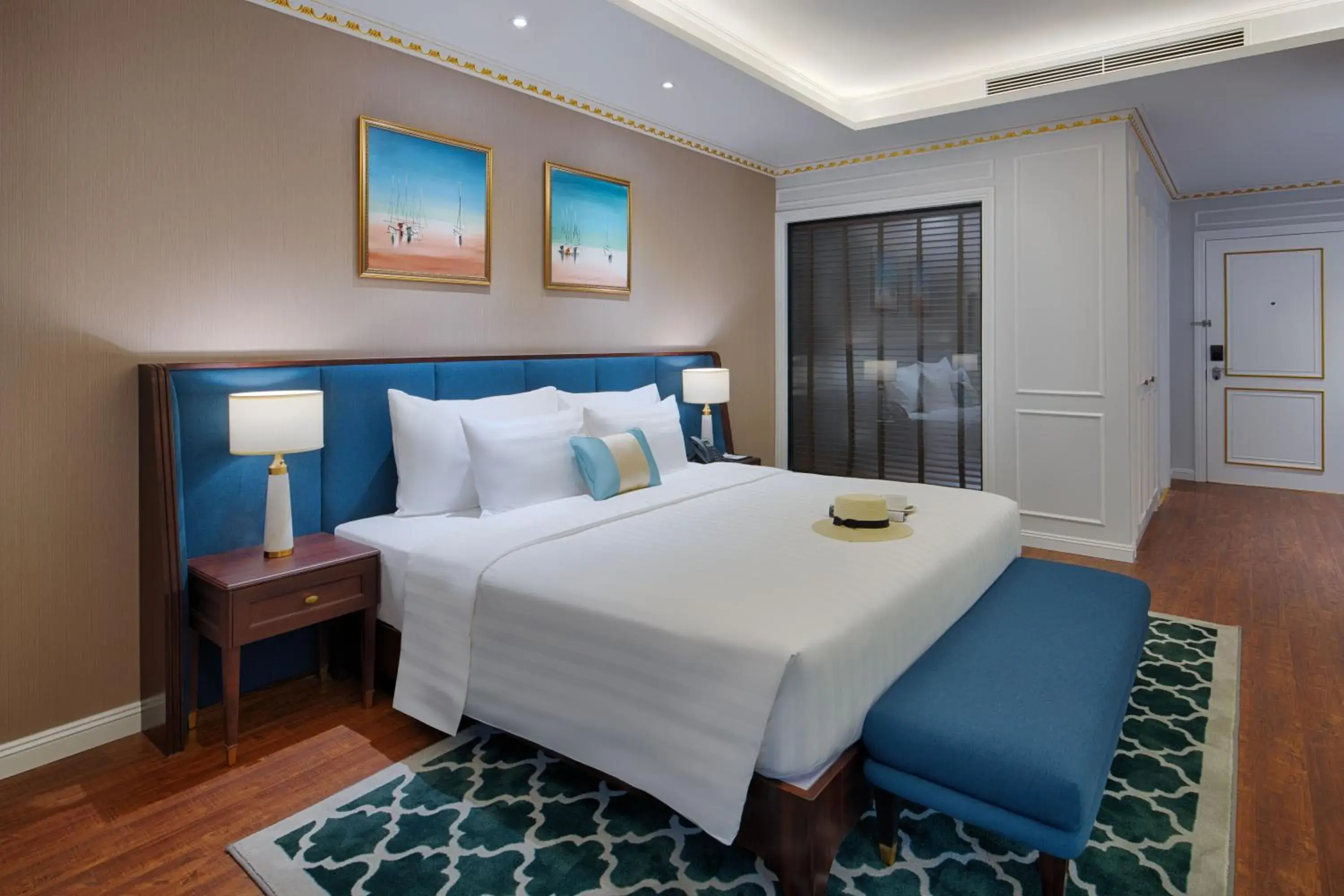 Premium Deluxe Room – Golf View in FLC Halong Bay Golf Club & Luxury Resort Premium Deluxe Room – Golf View in FLC Halong Bay Golf Club & Luxury Resort