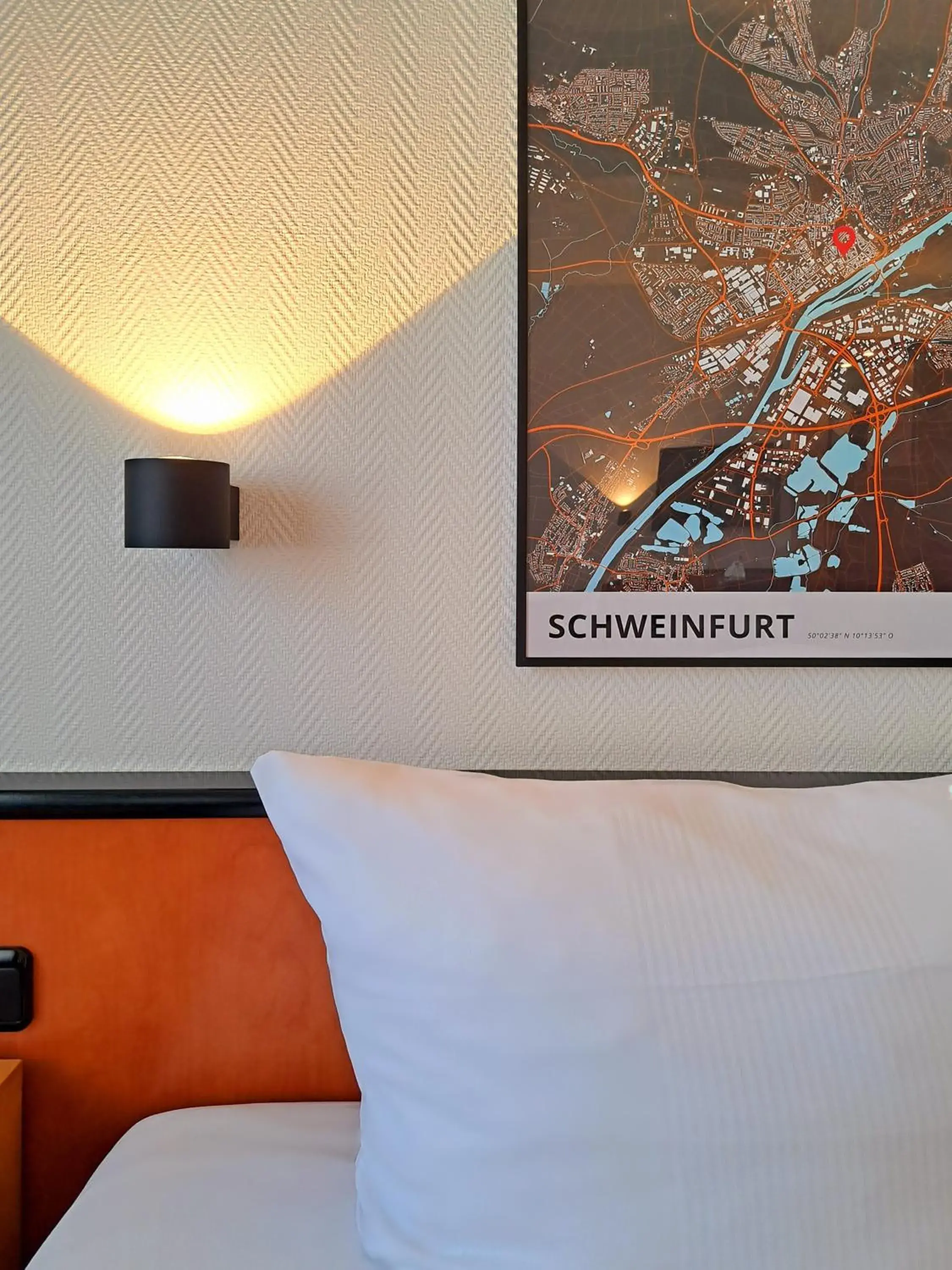 Standard Room - single occupancy in Hotel Ross Standard Room - single occupancy in Hotel Ross