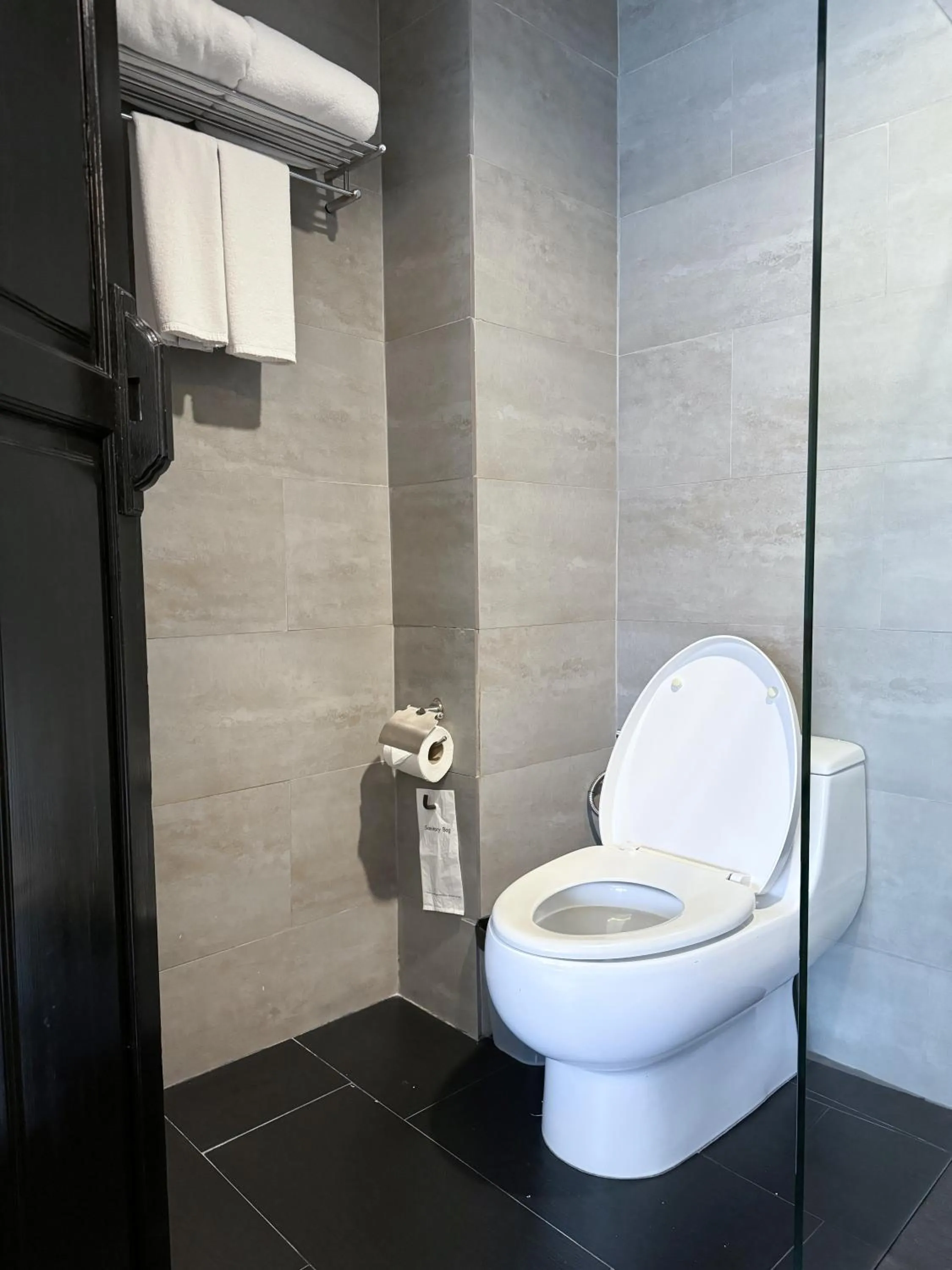 Bathroom in Amphawa Nanon Hotel