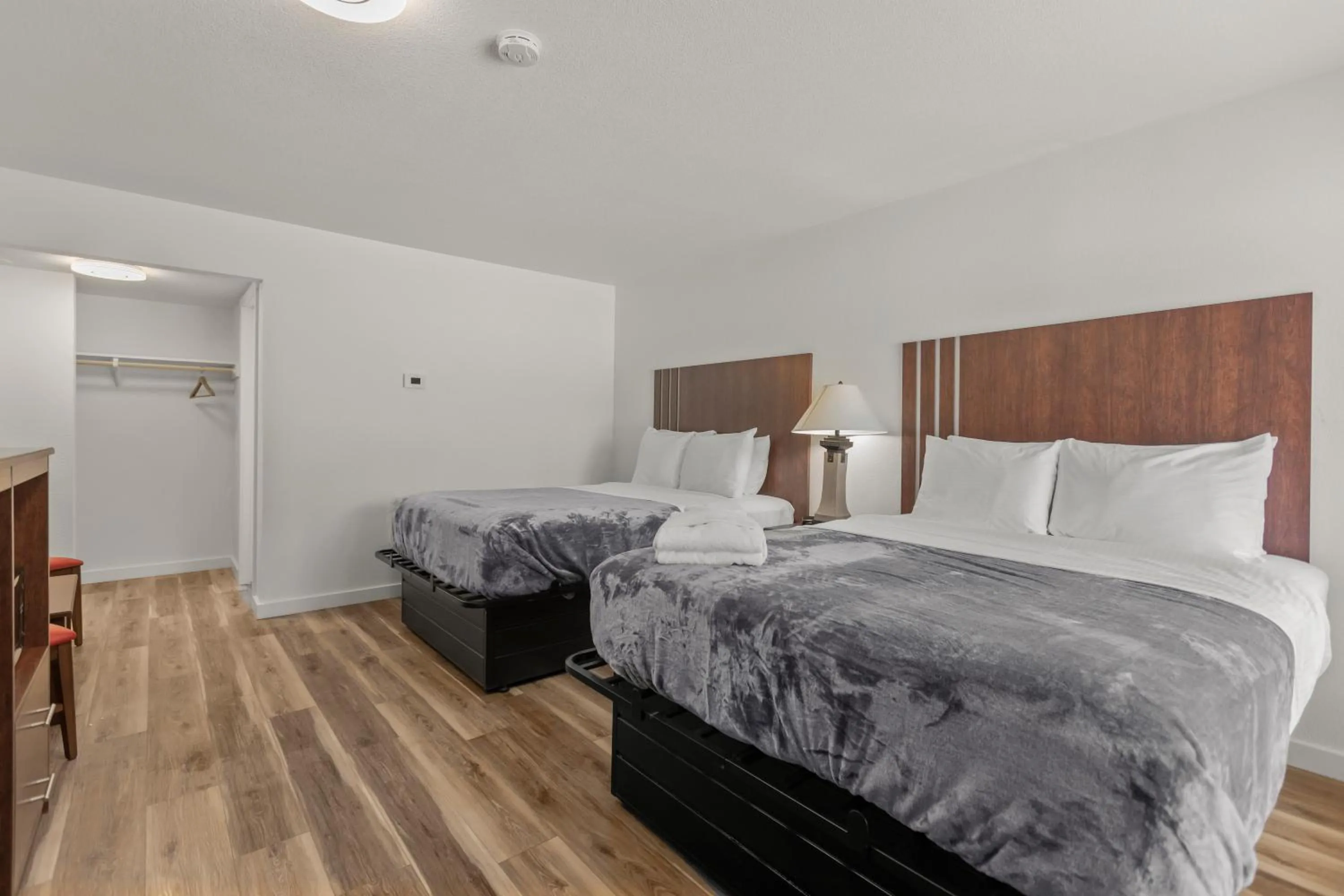 Bed in Ambassador Lake Tahoe