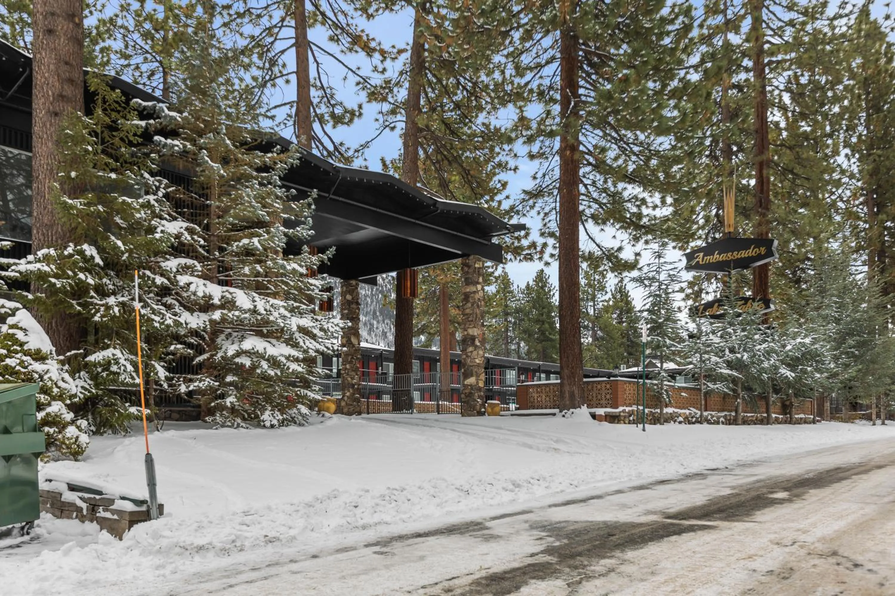 Property building in Ambassador Lake Tahoe