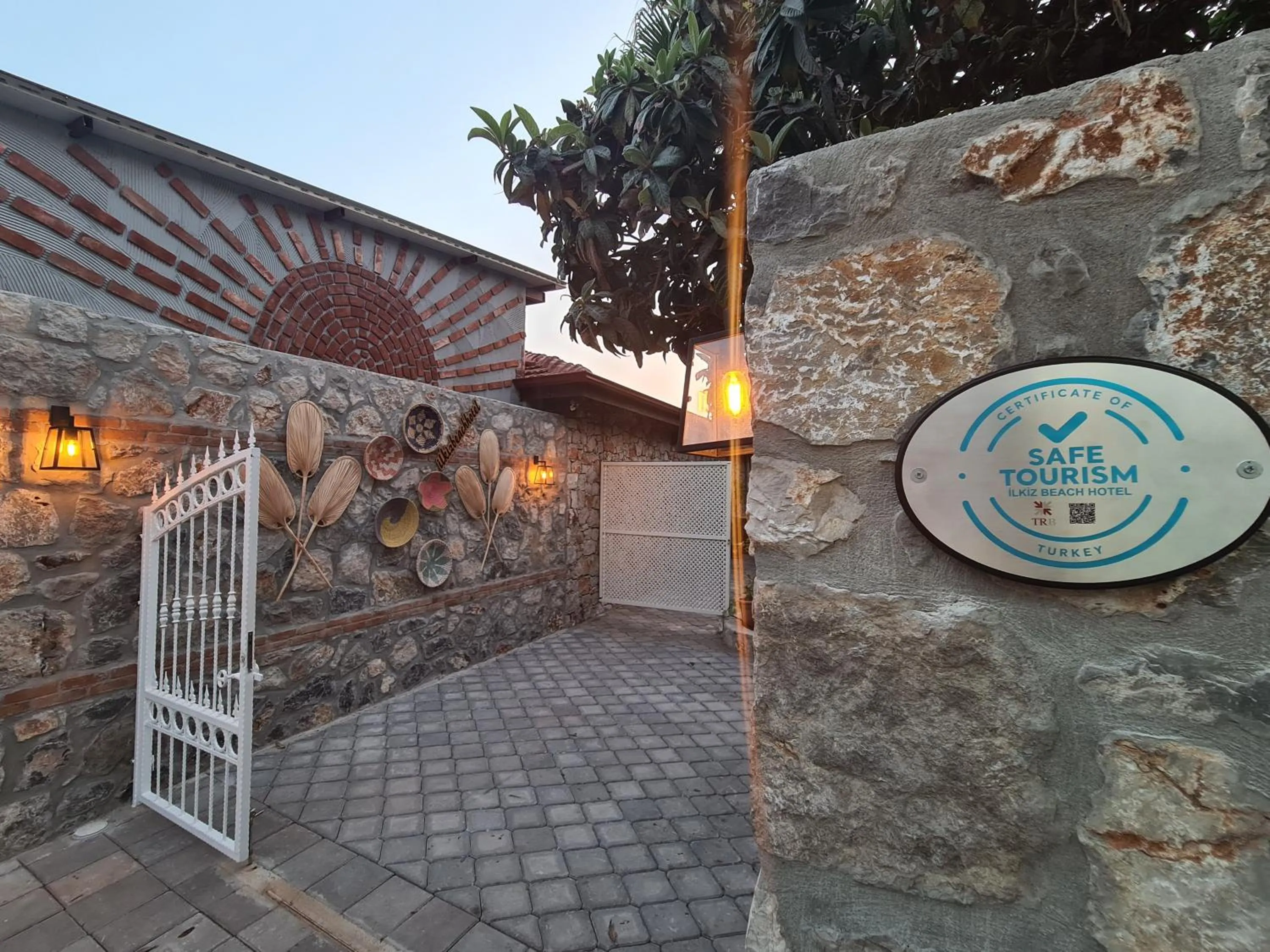Facade/entrance in İlkiz Beach Hotel