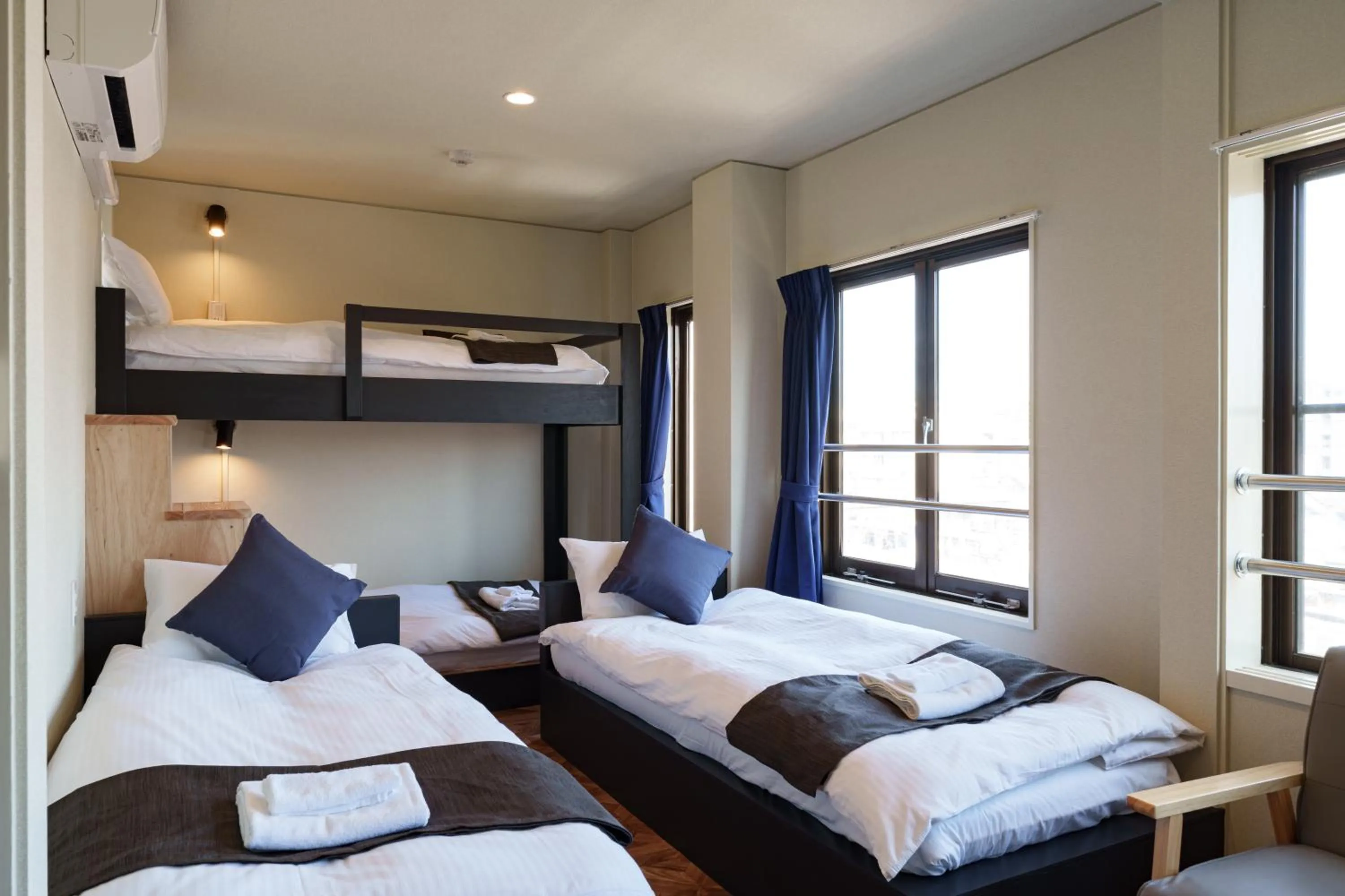 Photo of the whole room, Bed in YAMATO - DOYANEN HOTELs