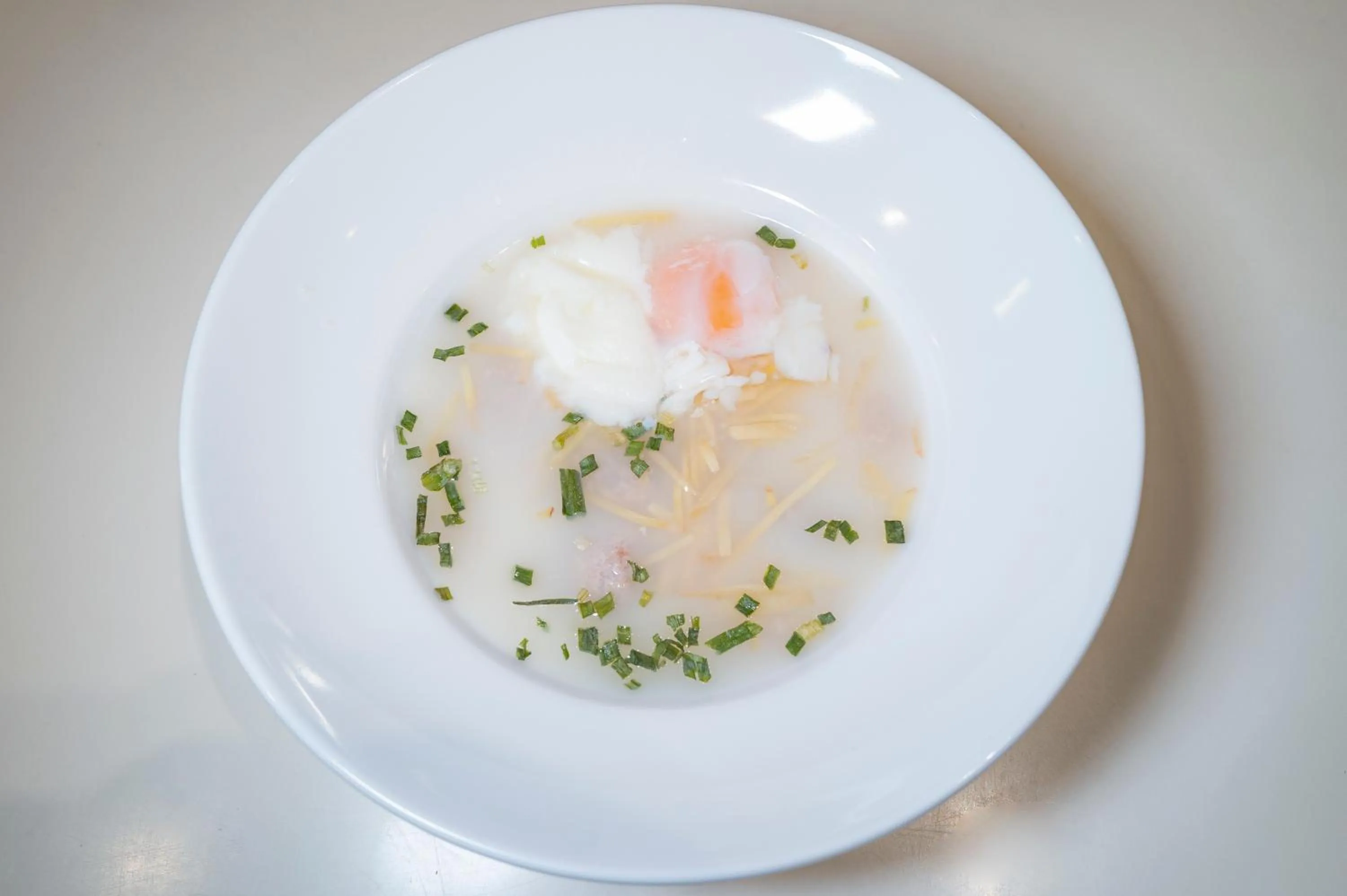 Restaurant/places to eat in Kritthai Residence