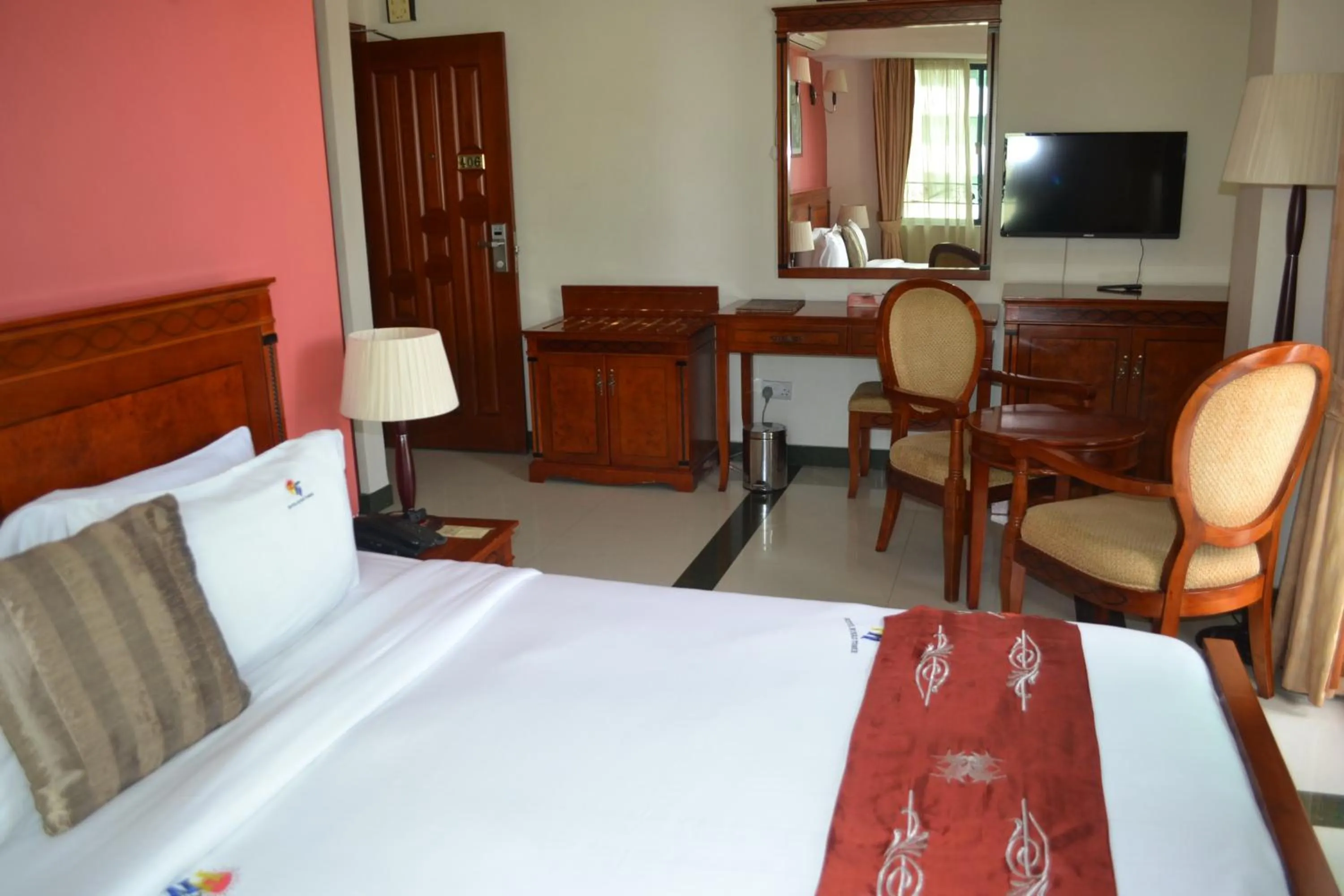 Deluxe Double Room in Hotel Nikko Towers