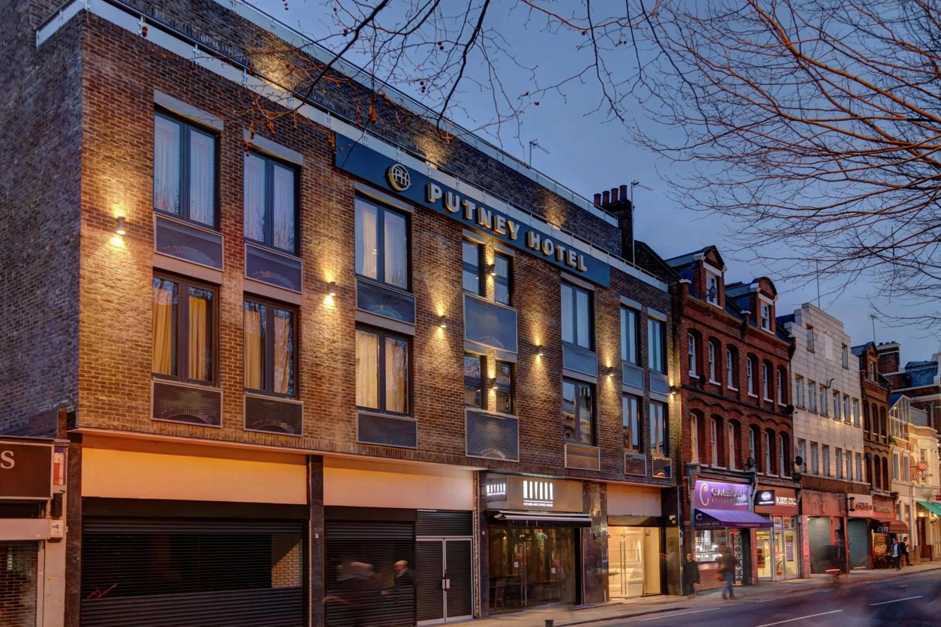 Property building in Putney Hotel