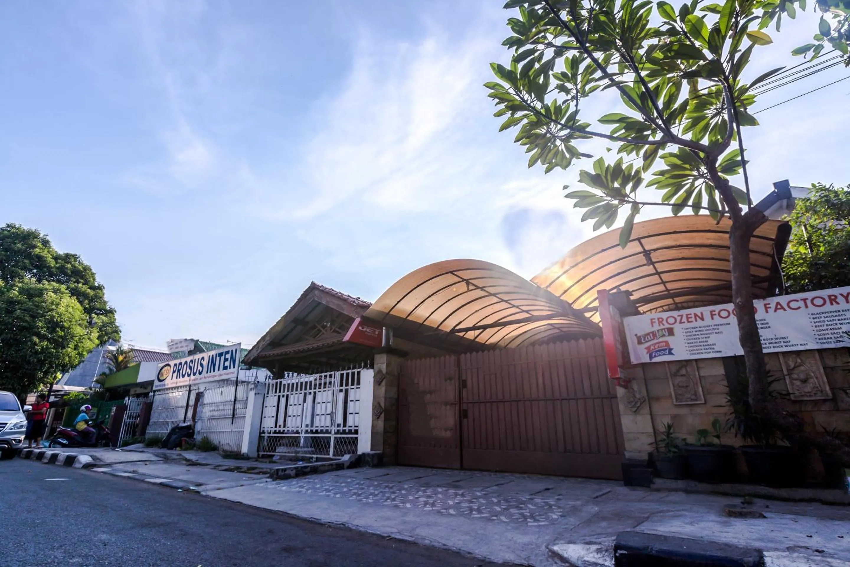 Facade/entrance in Hotel O Kost Arie 1