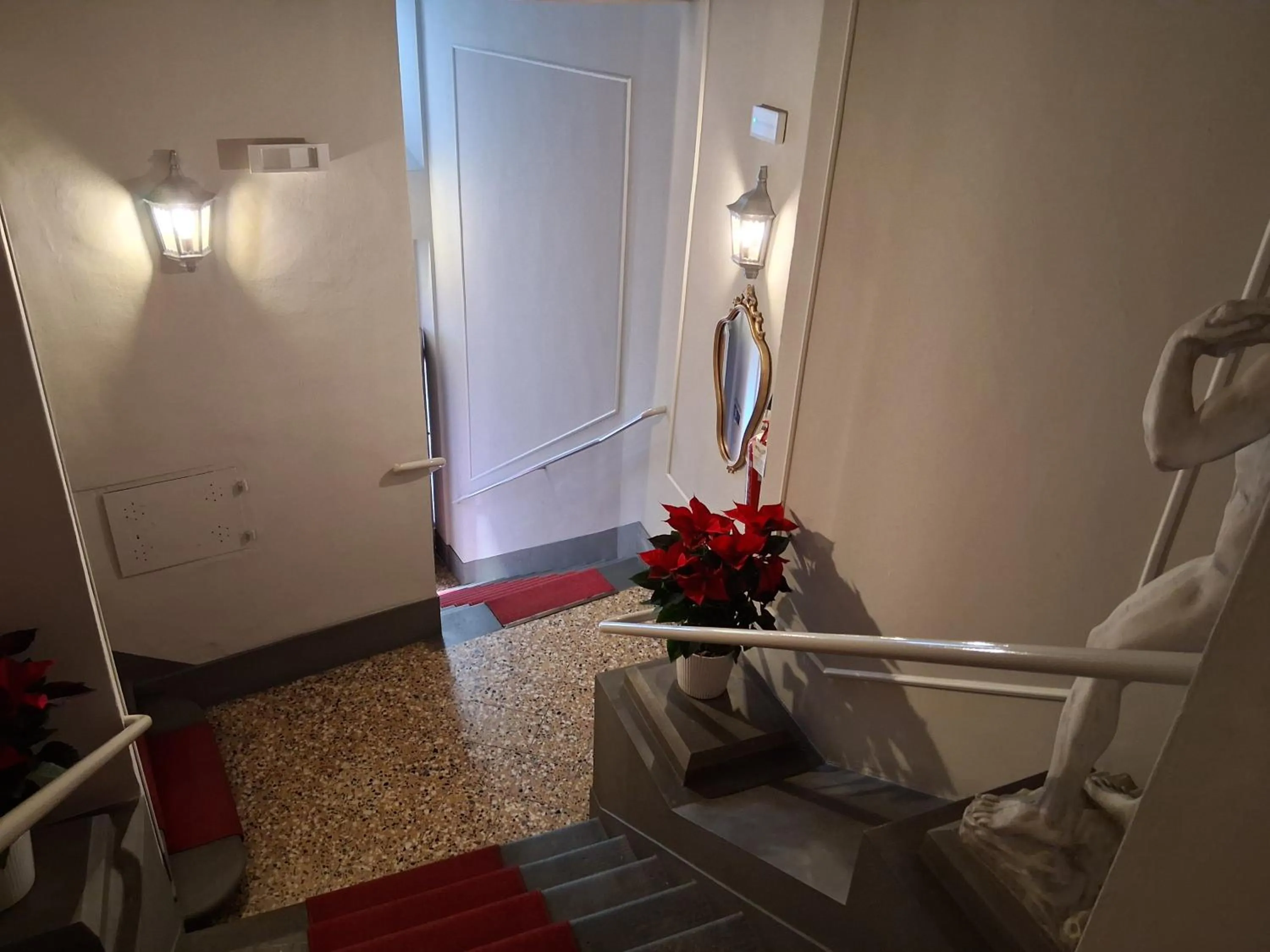 Facade/entrance in Hotel Tourist House