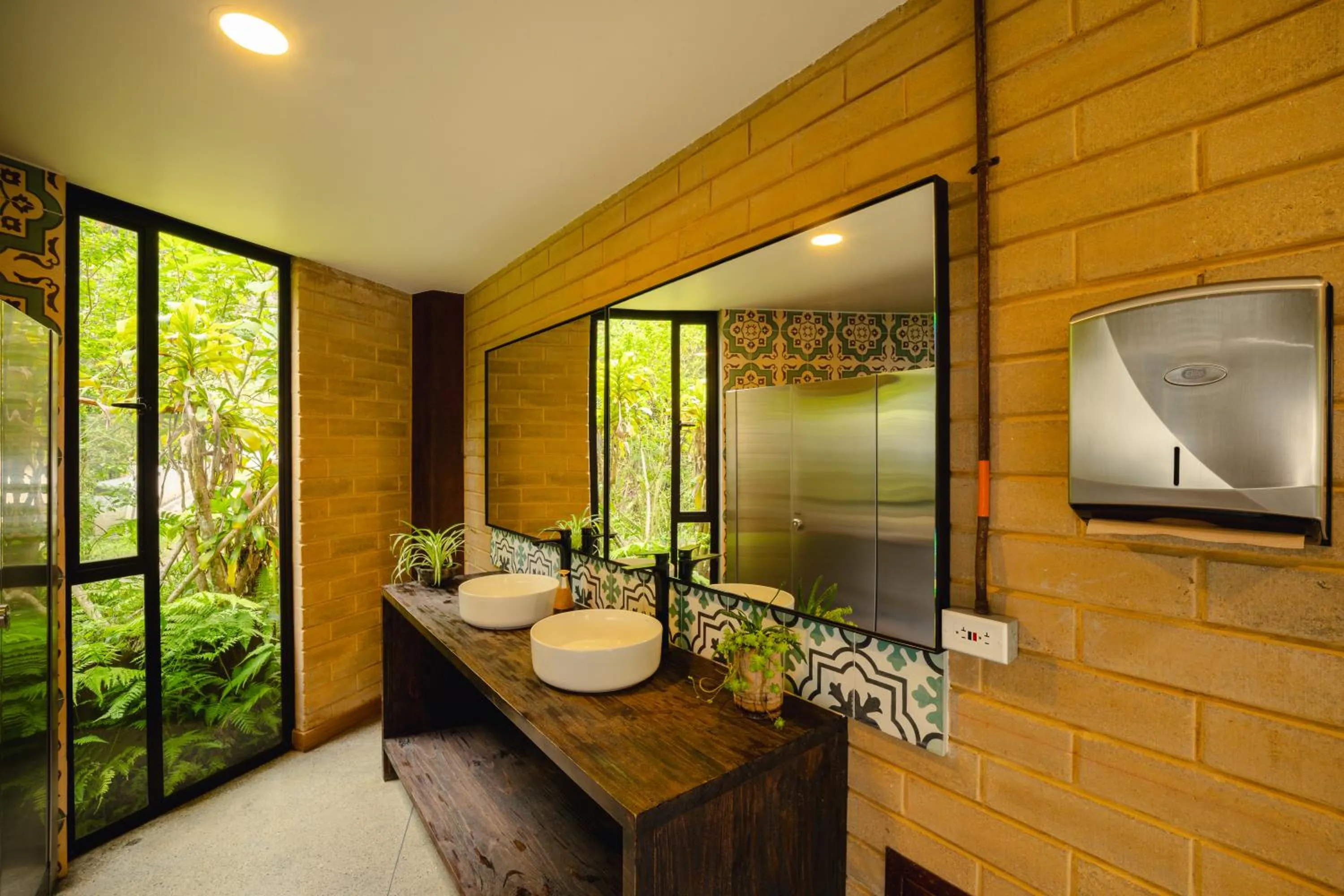 Public Bath in Cannúa Lodge Hotel