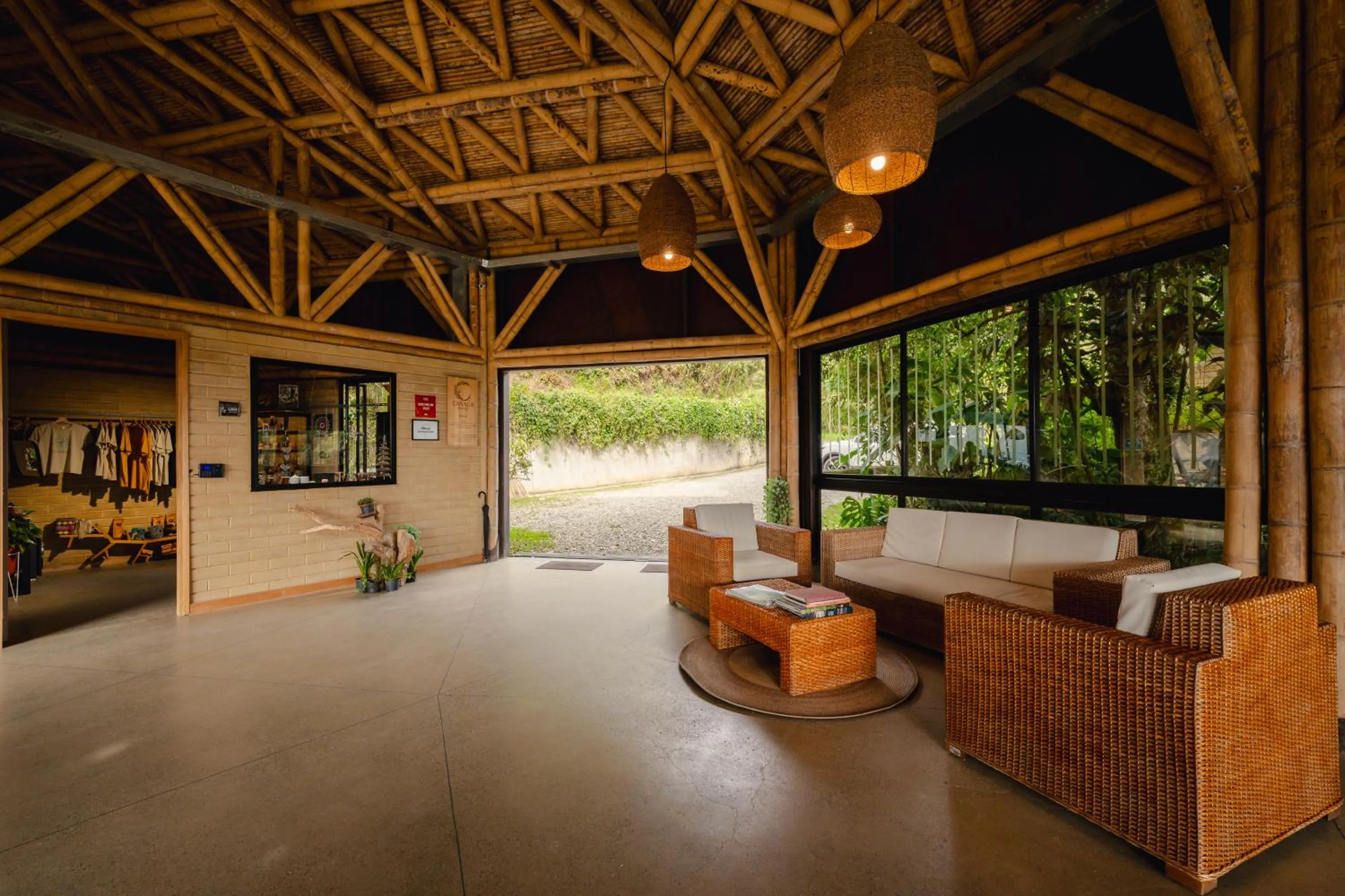 Lobby or reception in Cannúa Lodge Hotel