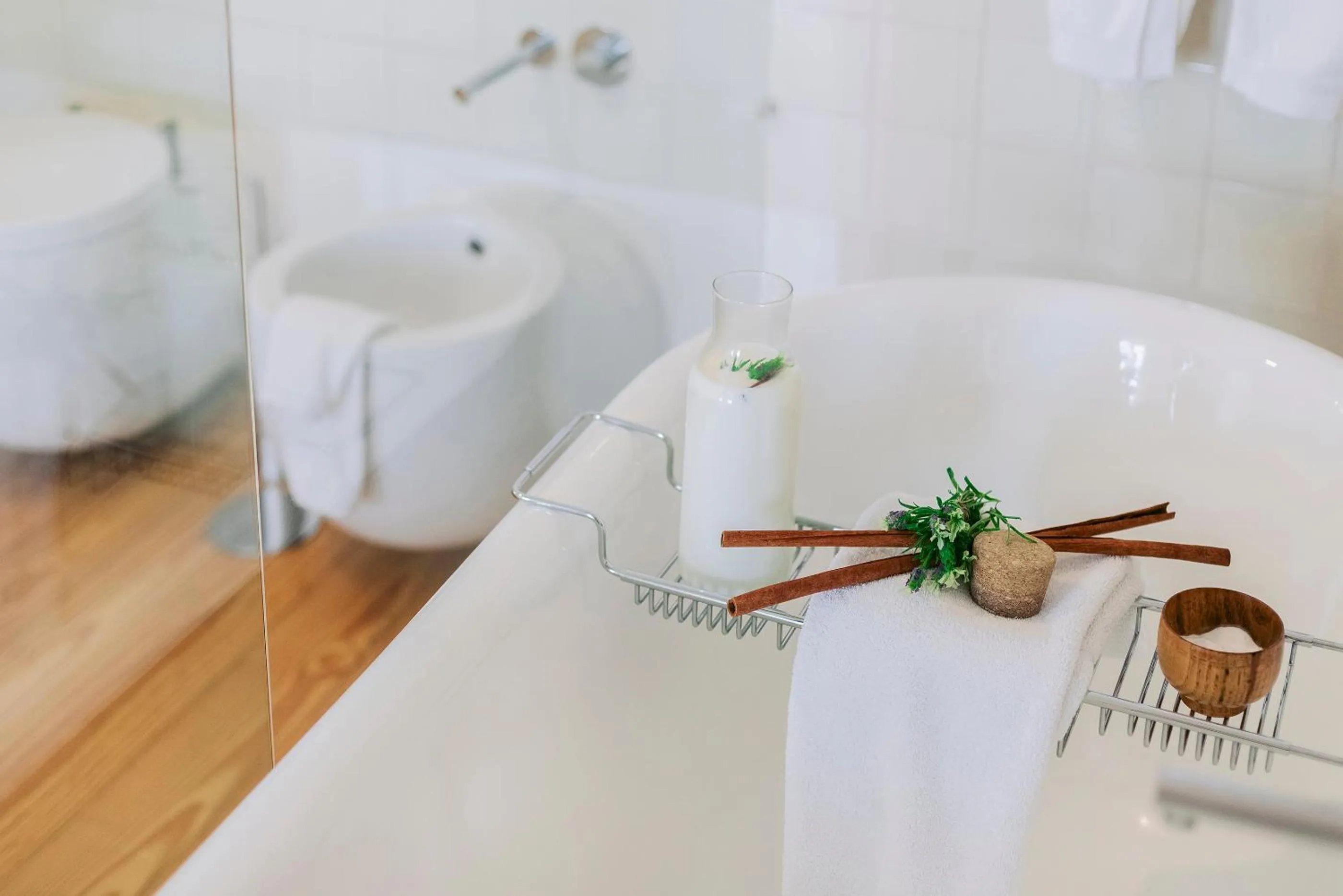 Massage in Rosa Et Al Townhouse