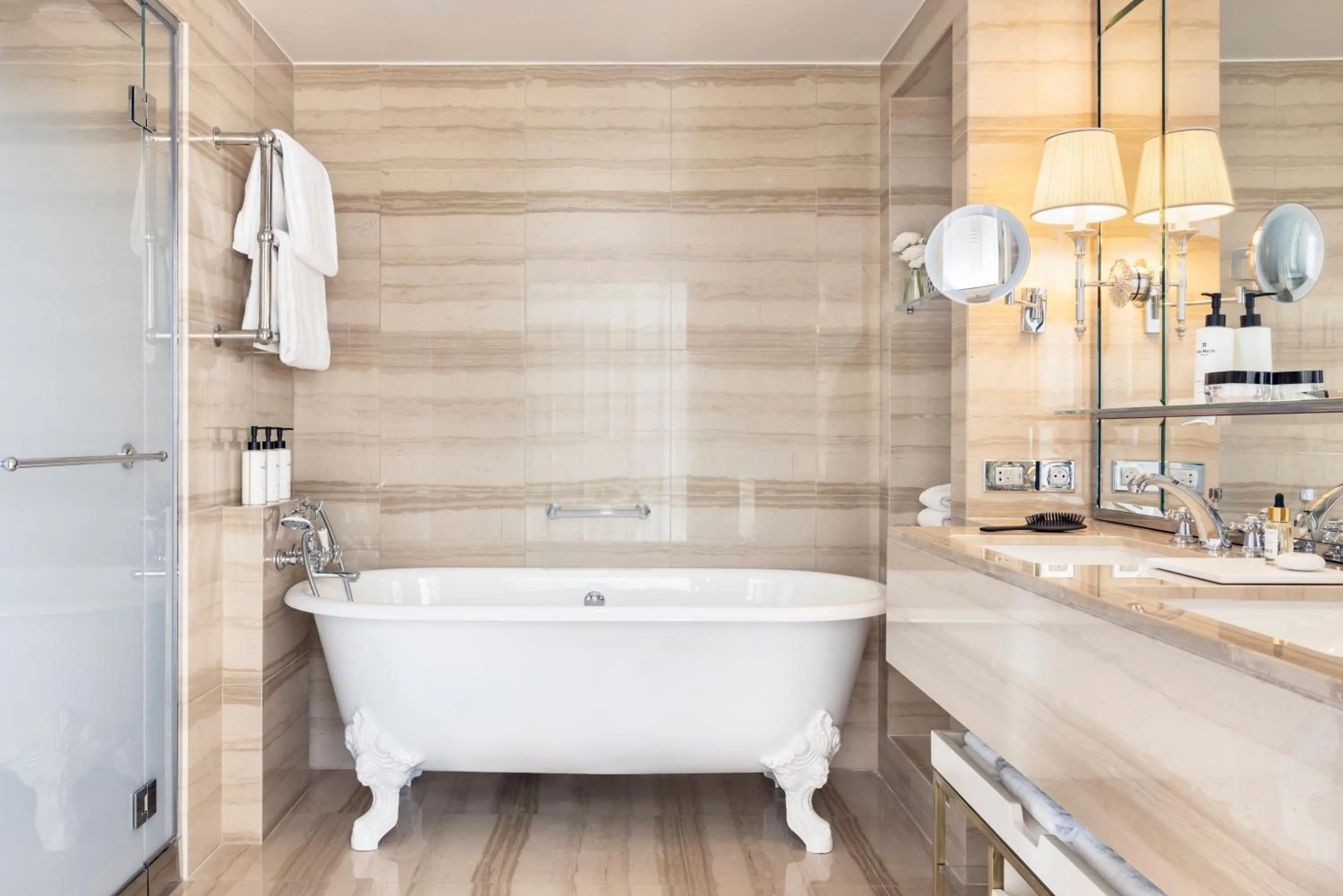 Bedroom in InterContinental Paris Le Grand by IHG