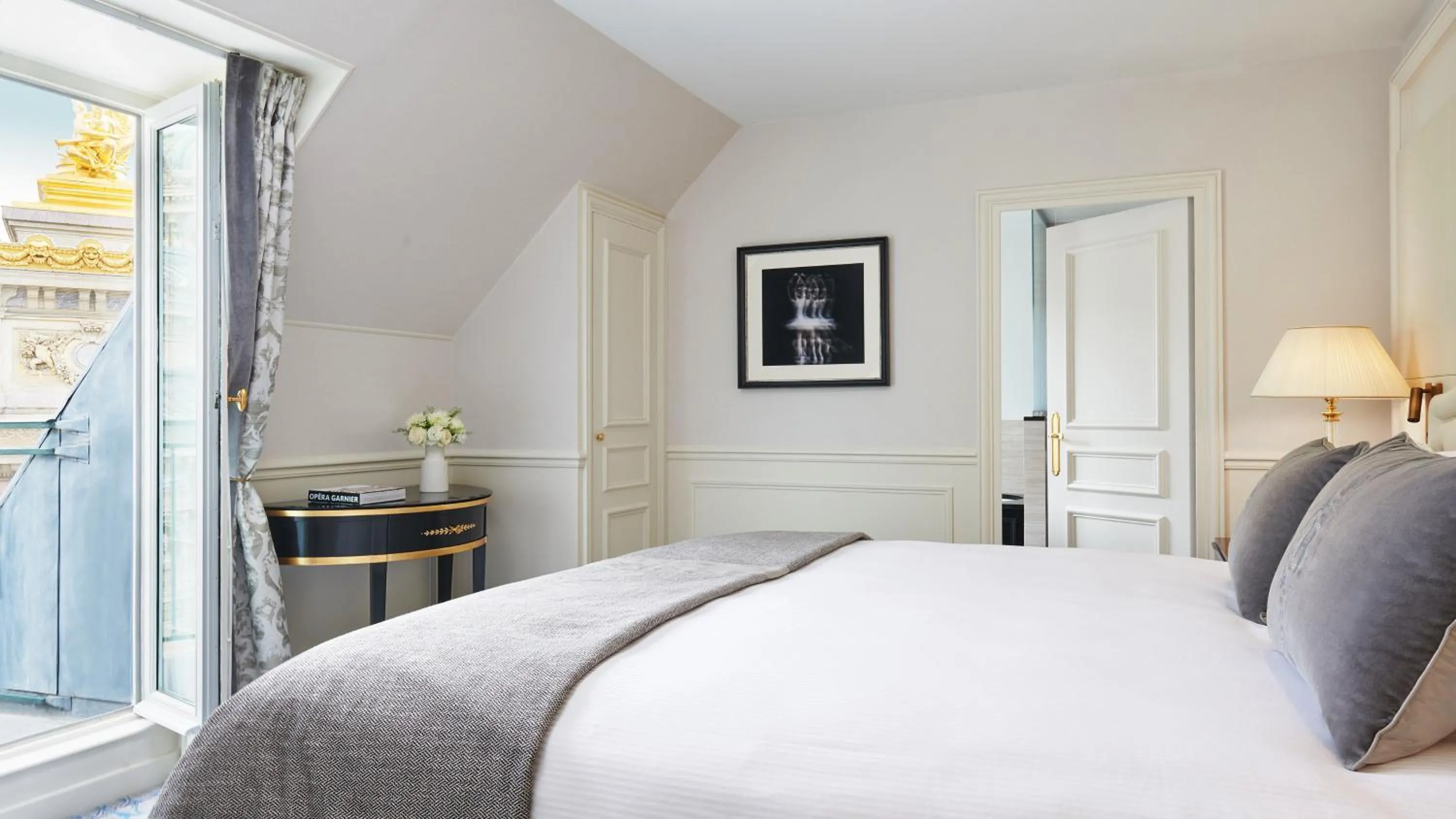 Bedroom, Bed in InterContinental Paris Le Grand by IHG