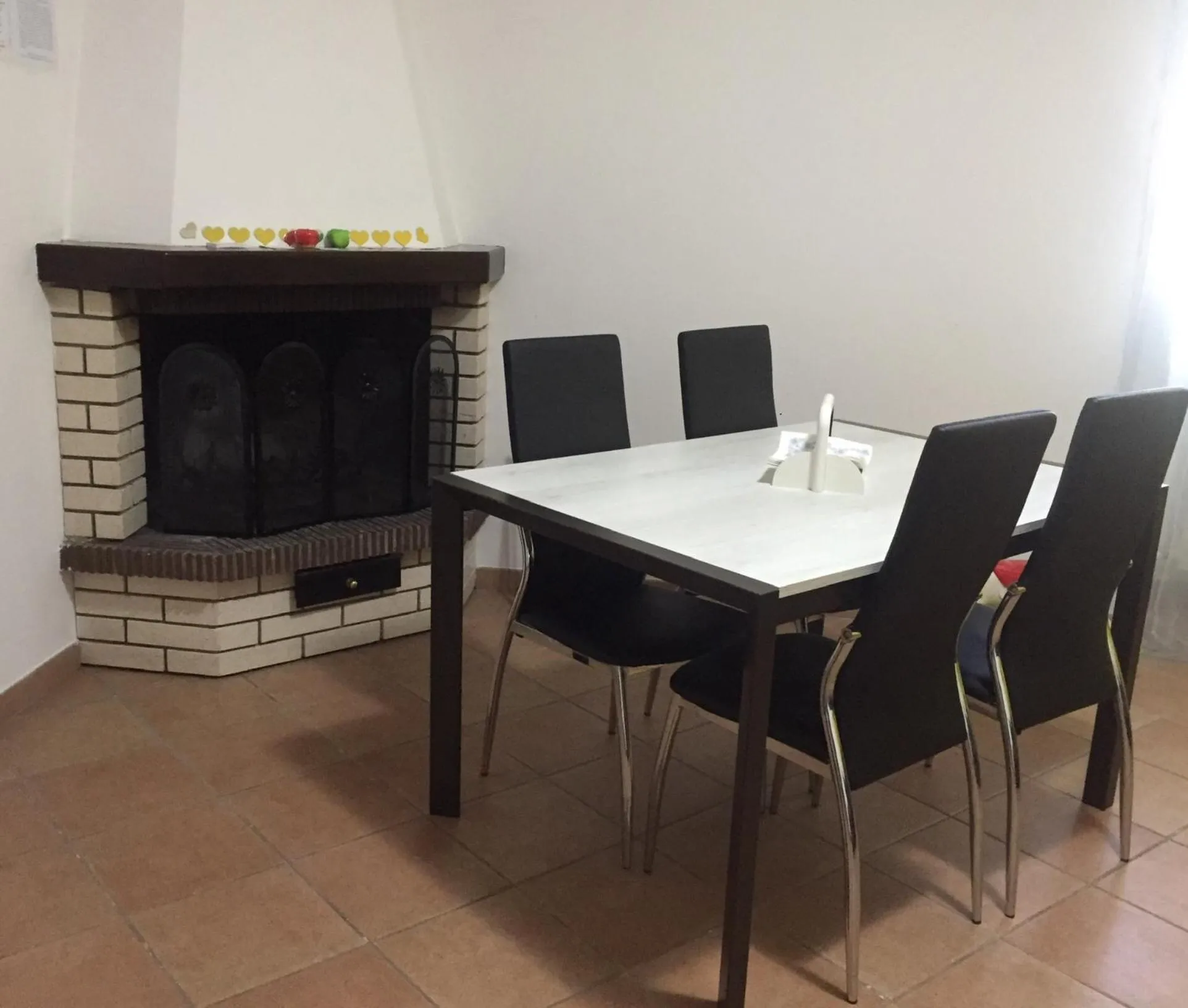 Seating area in mela__bii