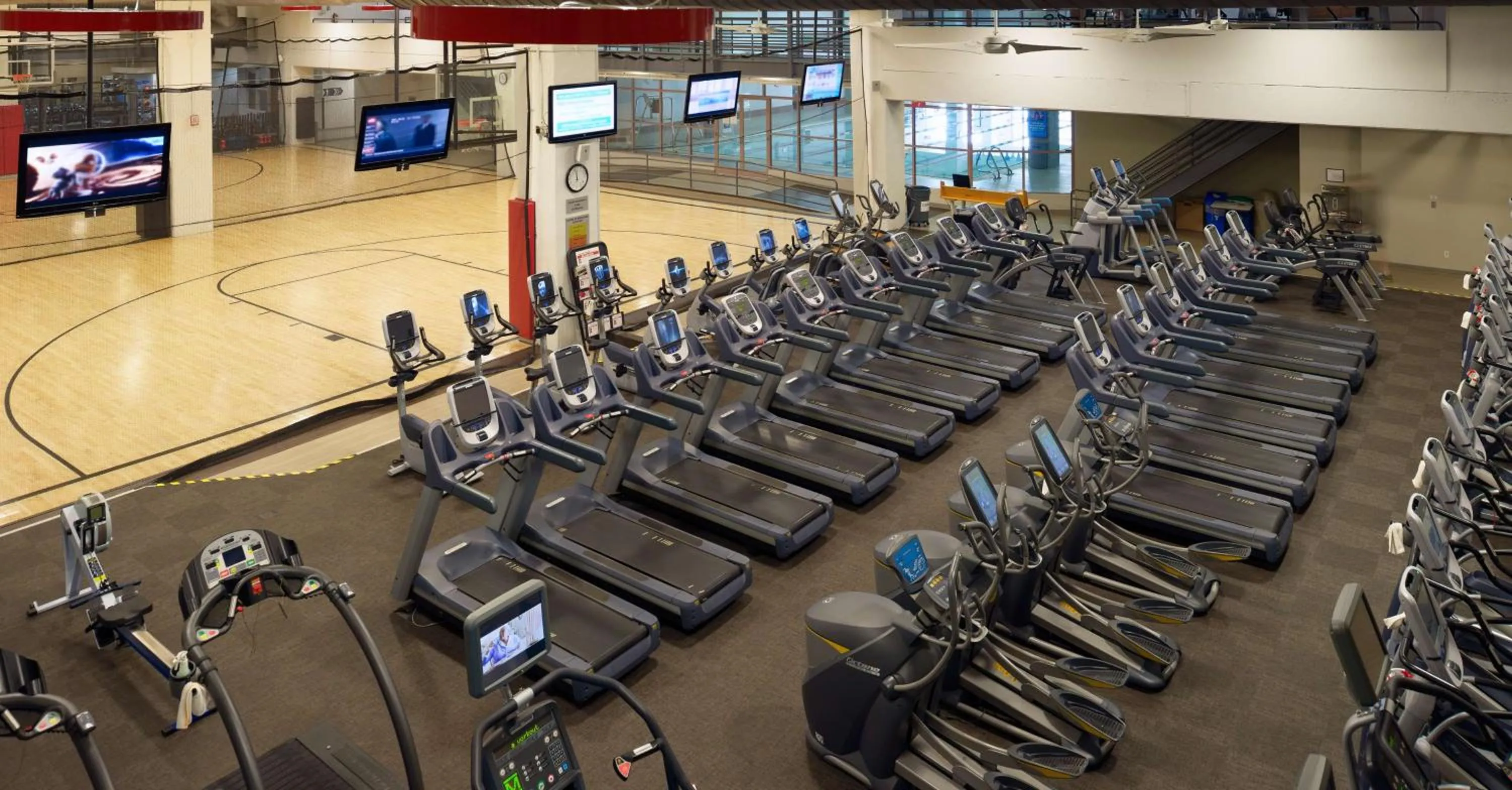 Fitness centre/facilities in Hilton Charlotte Uptown