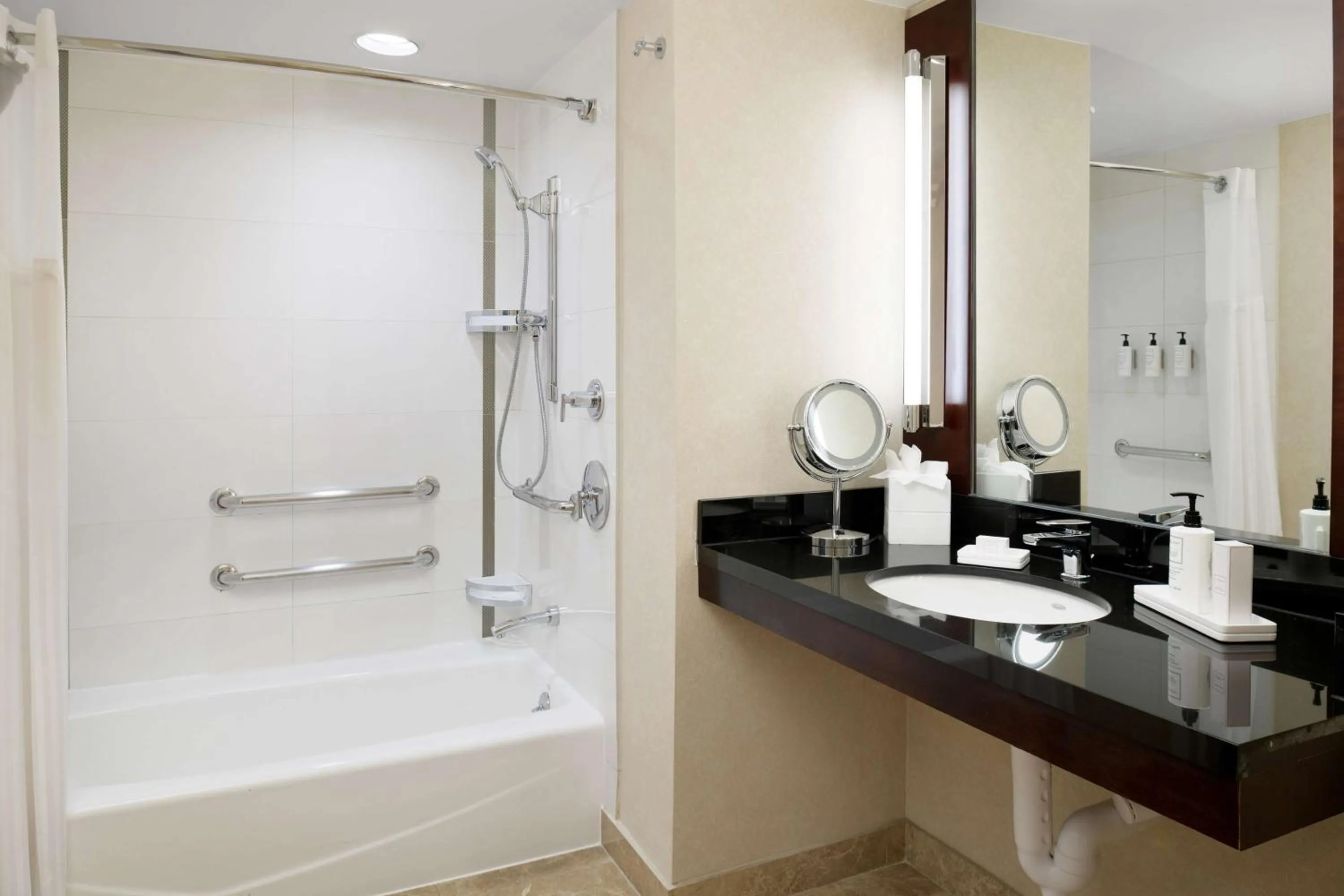 Bathroom in Hilton Charlotte Uptown