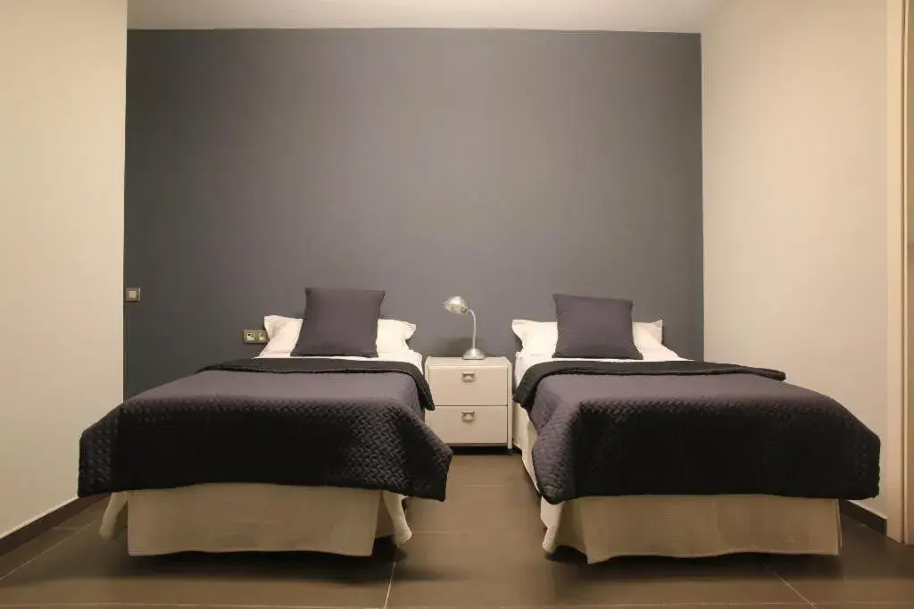 Twin Room with Extra Bed in Don Moustache Boutique Hostel Twin Room with Extra Bed in Don Moustache Boutique Hostel