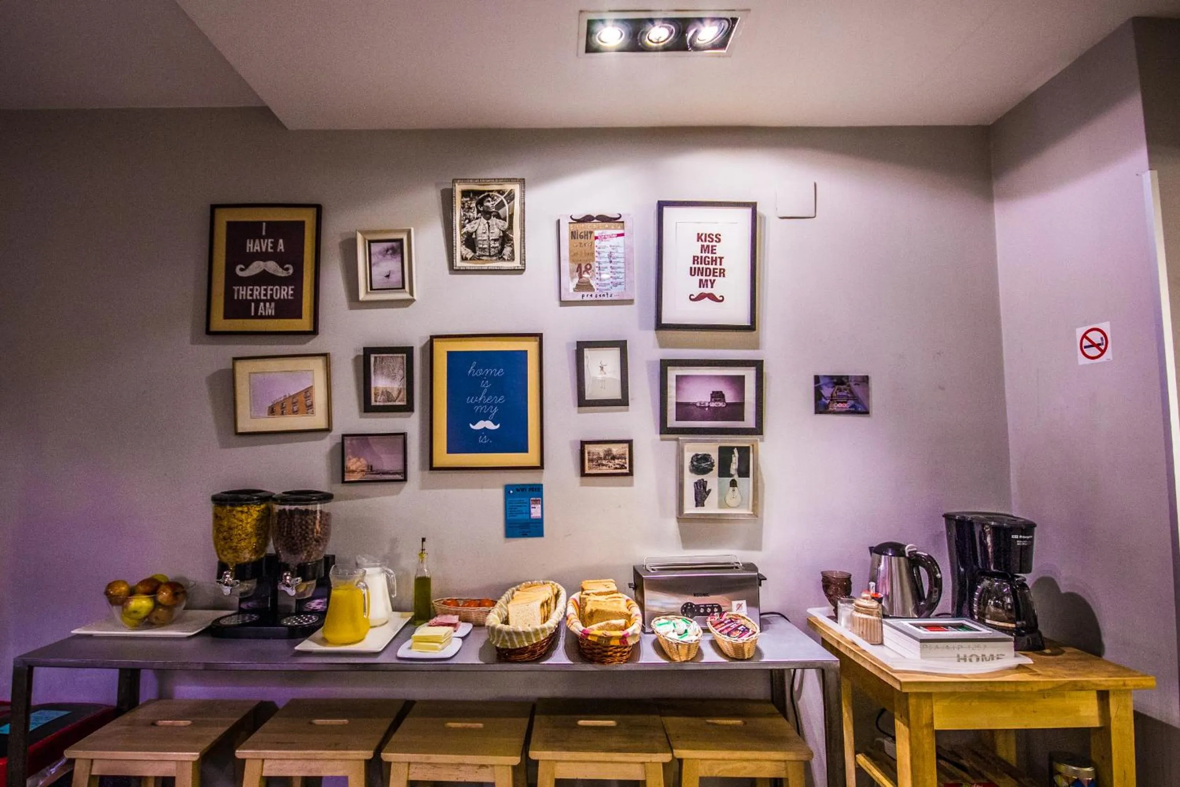 Breakfast in Don Moustache Boutique Hostel