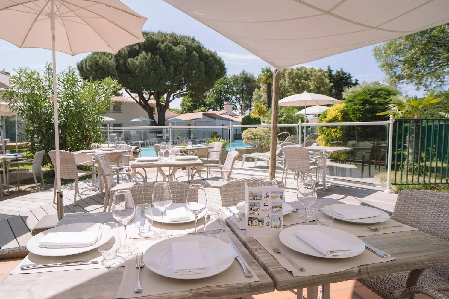 Restaurant/places to eat in Fleur de Sel