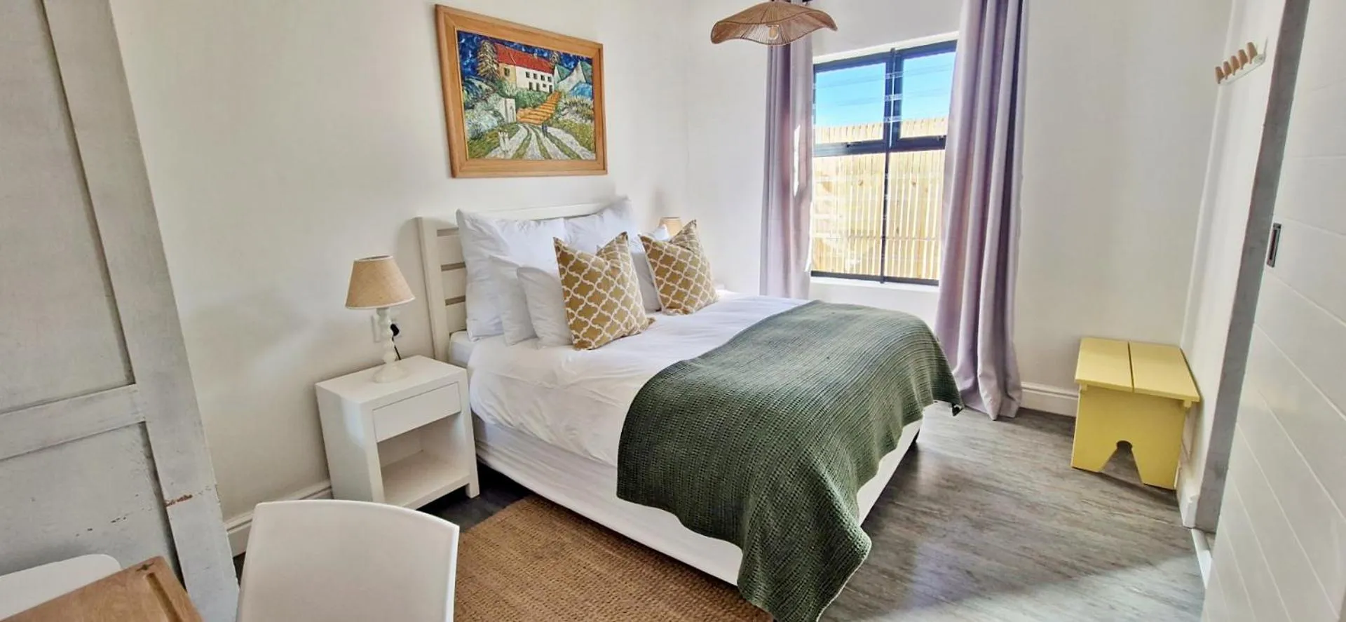 Bed in Amia House Struisbaai