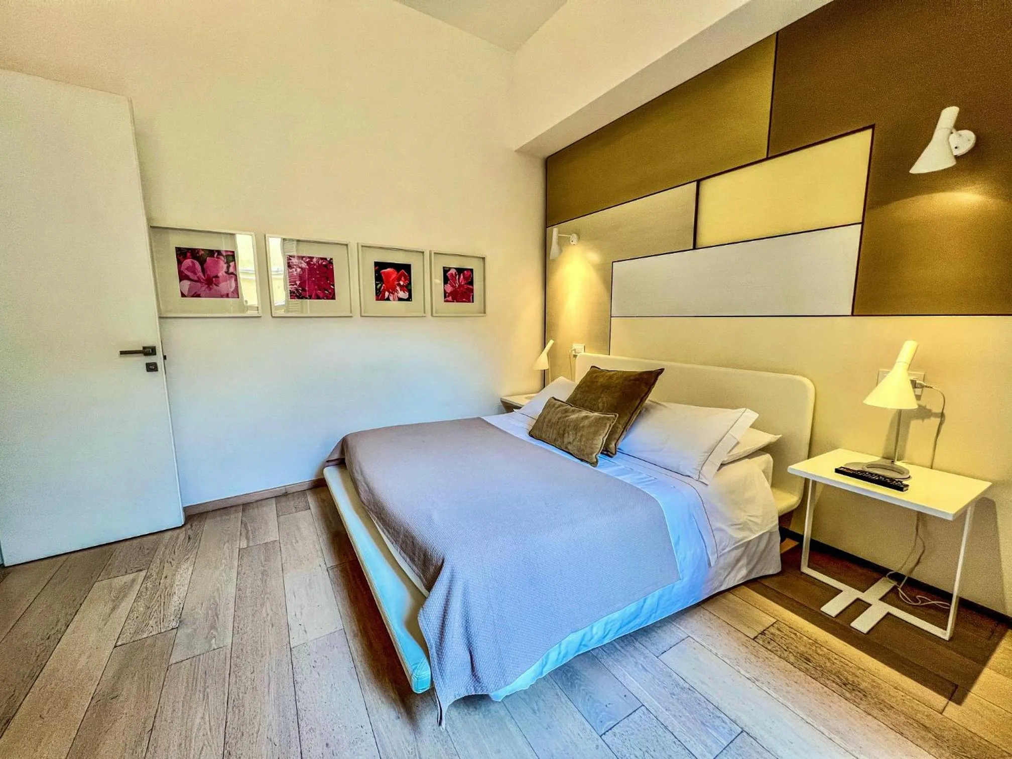 Bed in Santacroce Luxury Rooms