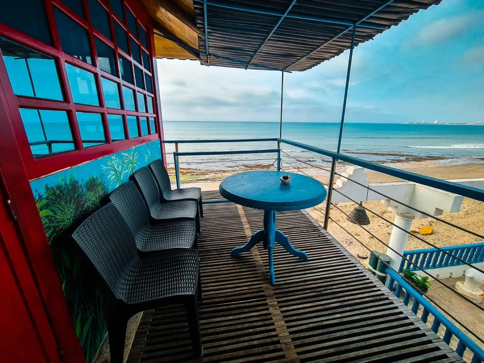Balcony/Terrace in Hosteria Farallon Dillon