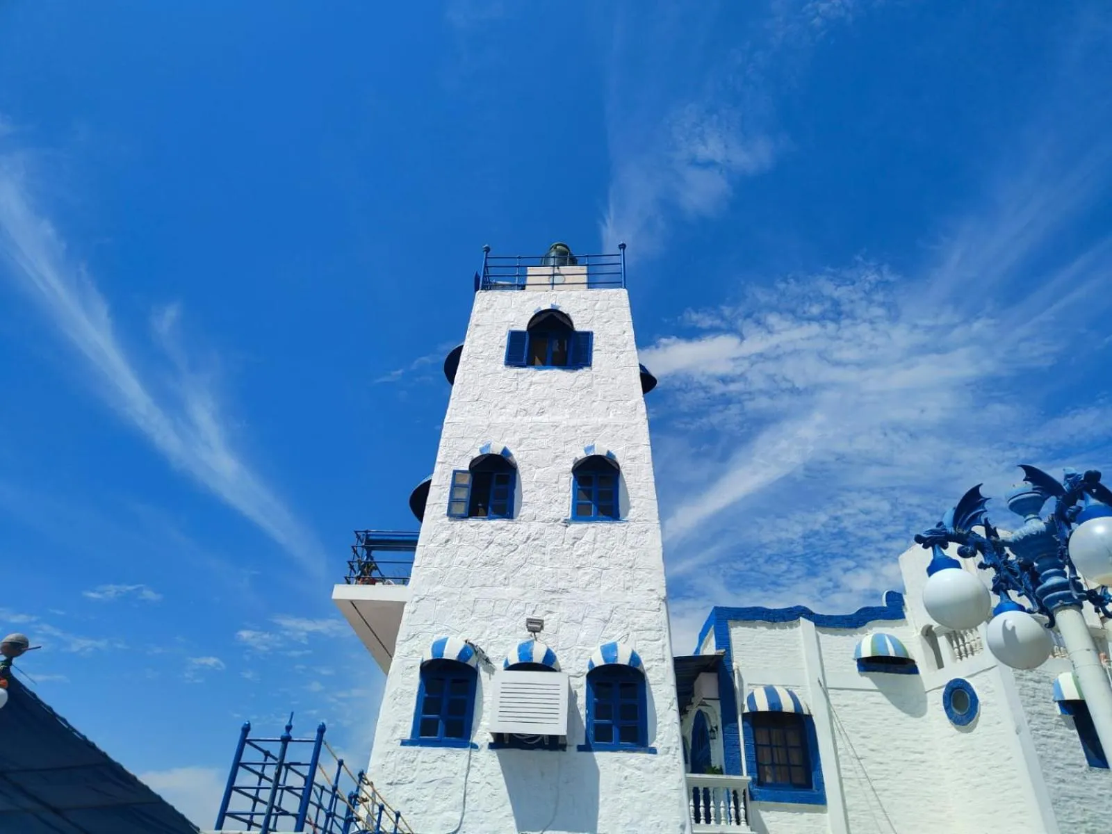 Property building in Hosteria Farallon Dillon