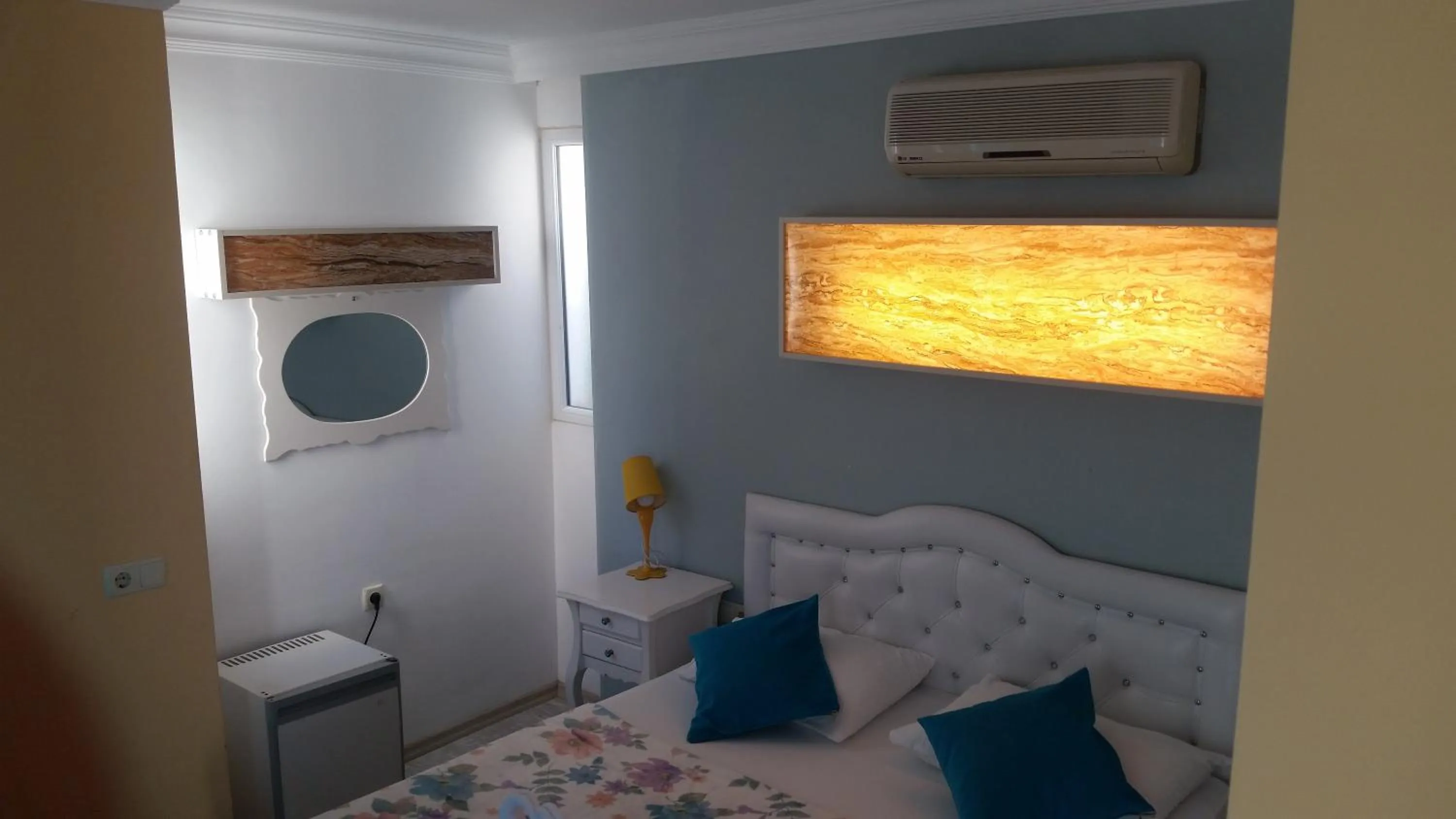 Restaurant/places to eat, Bed in Camlikosk Apart Hotel